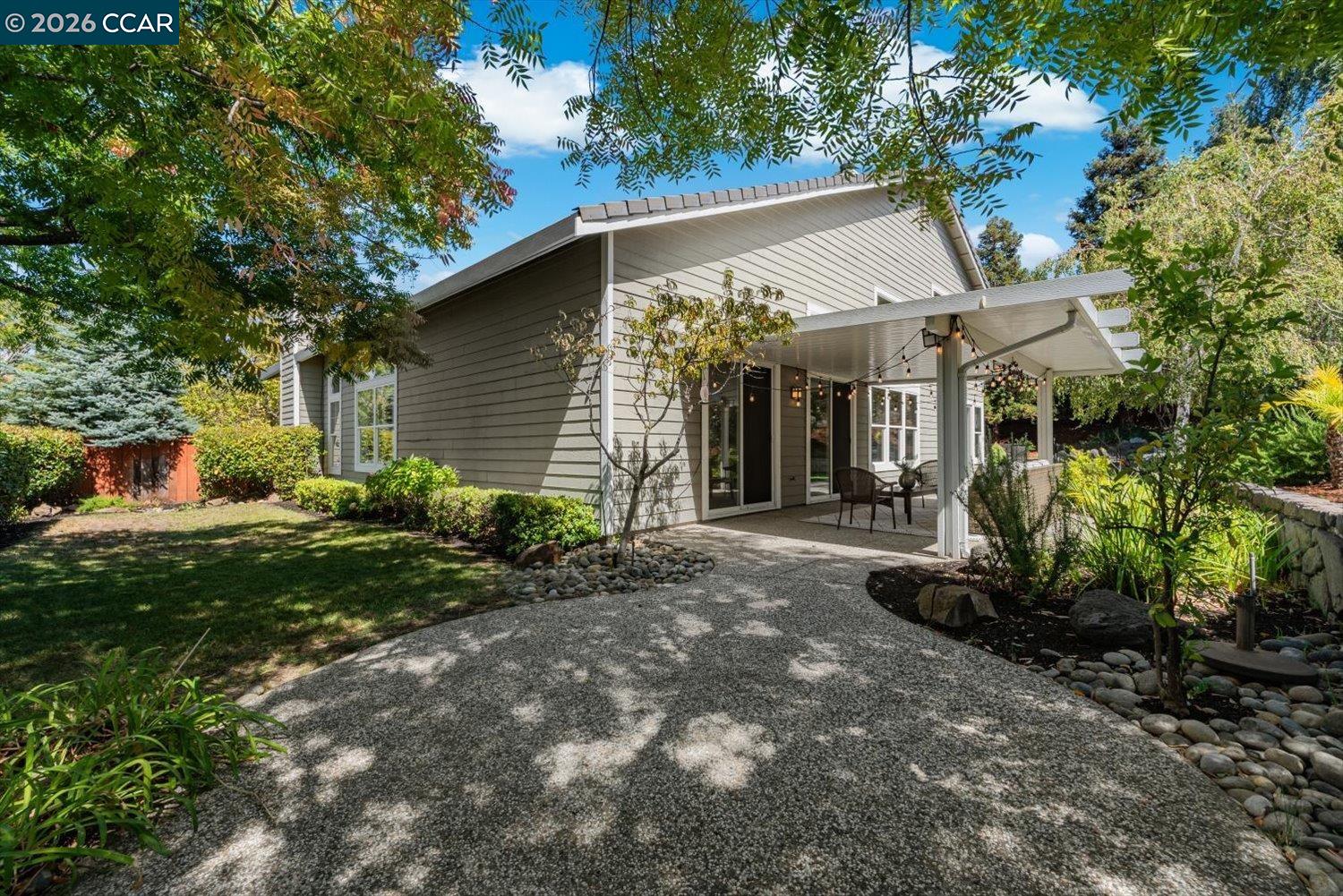 1116 Peacock Creek Dr