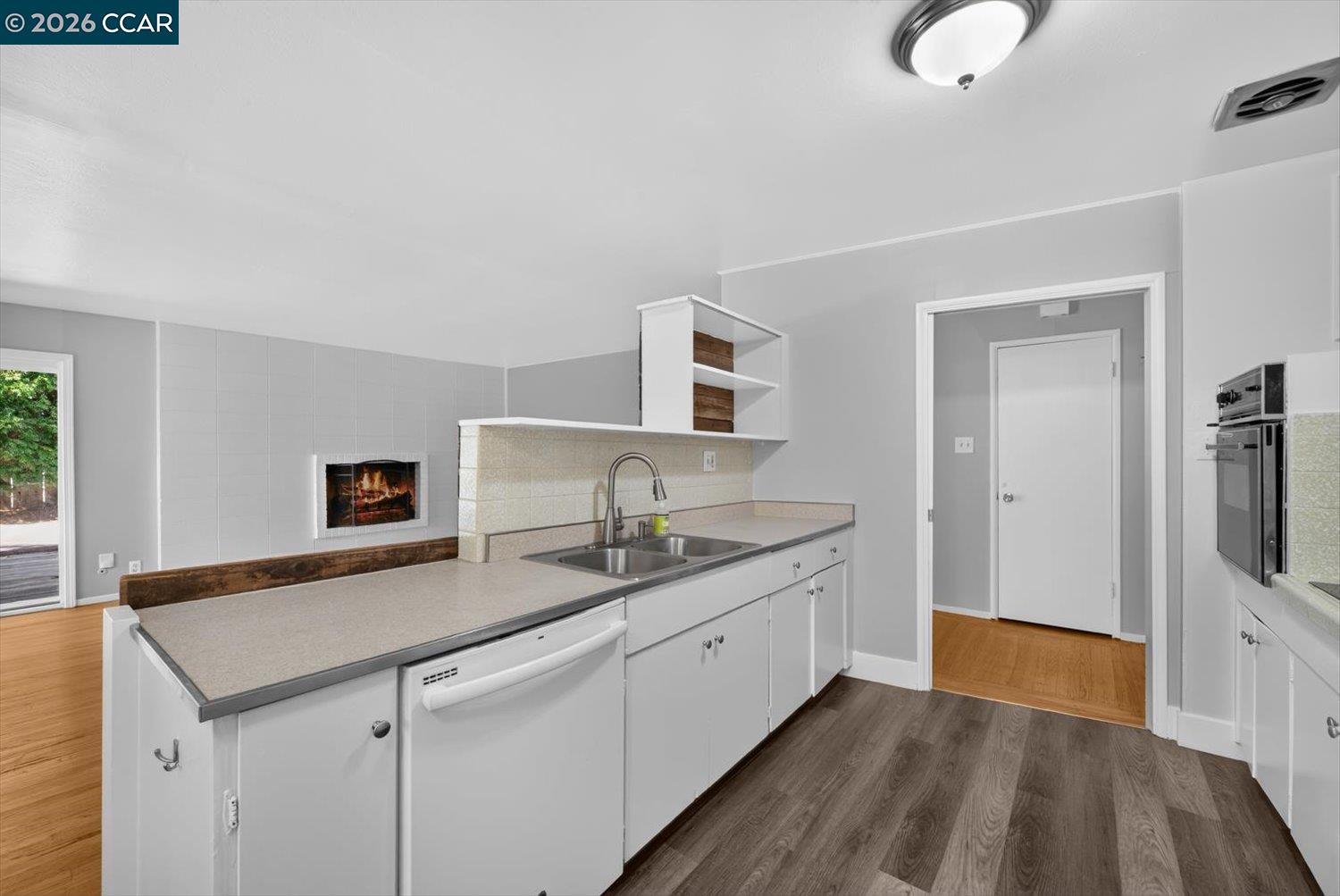 1536 Wendy Dr