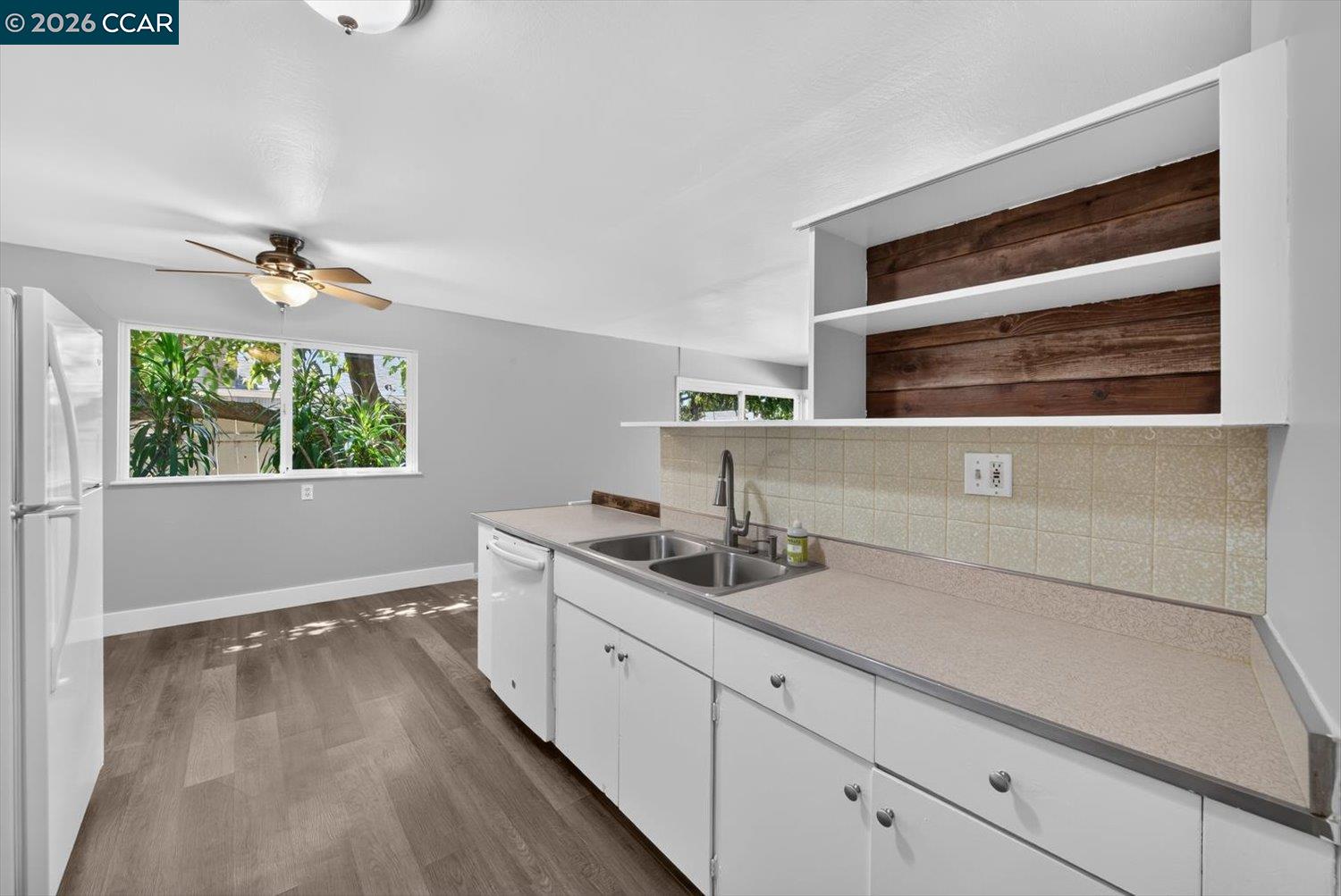 1536 Wendy Dr