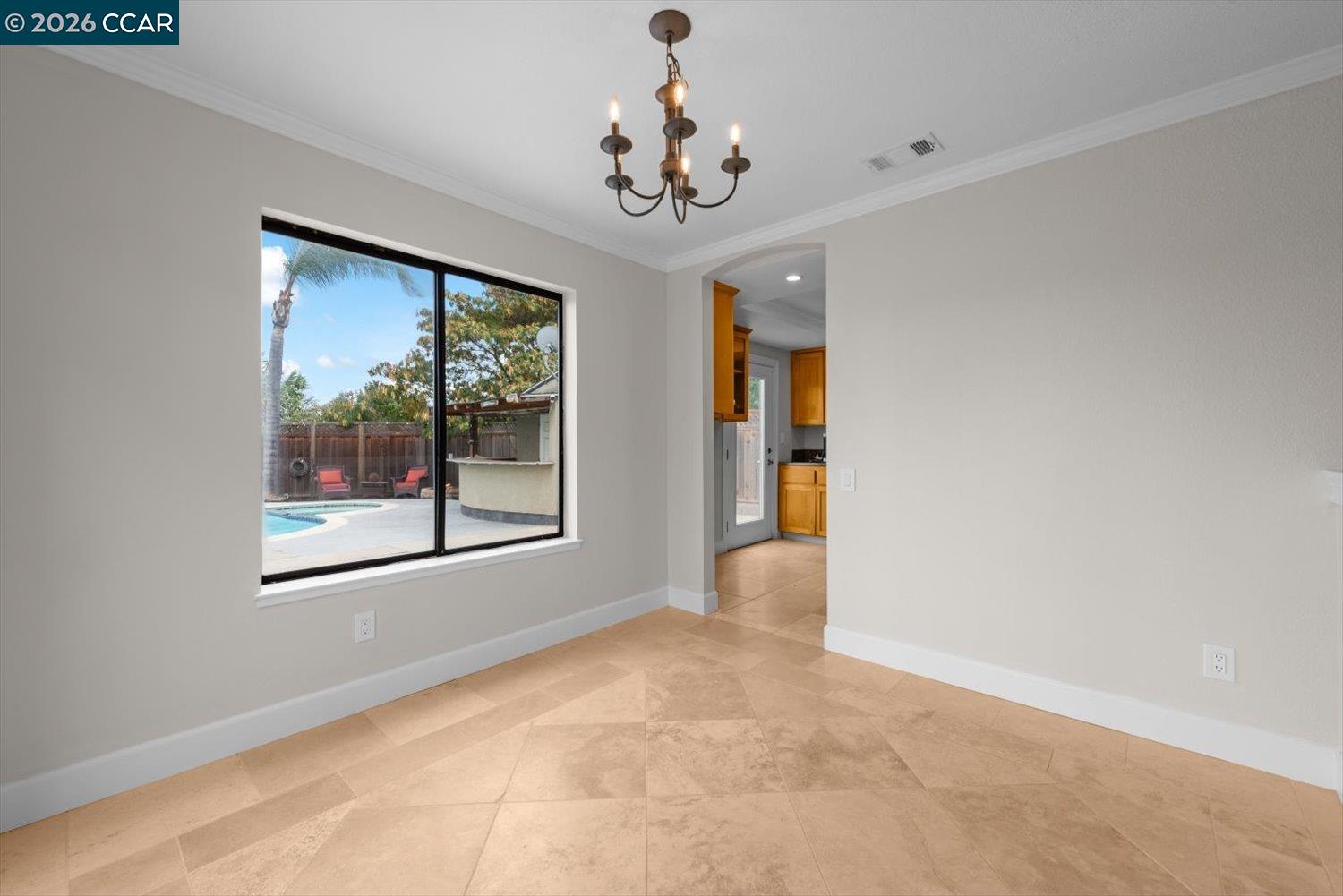 500 Mockingbird Ln