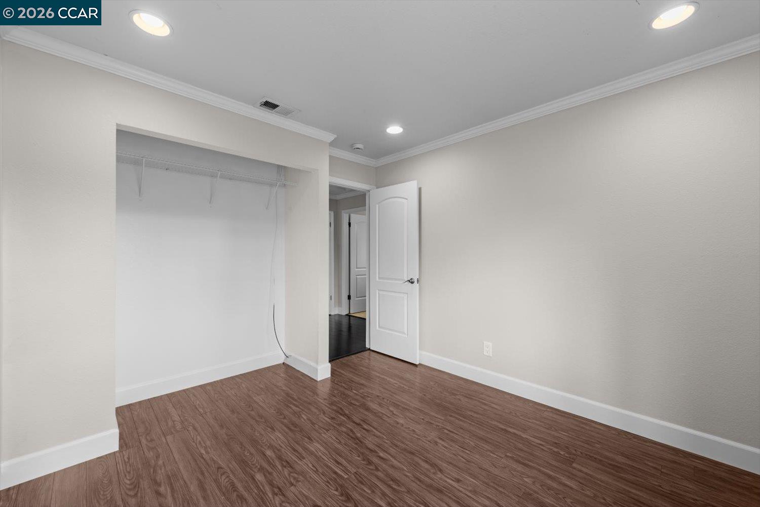 500 Mockingbird Ln