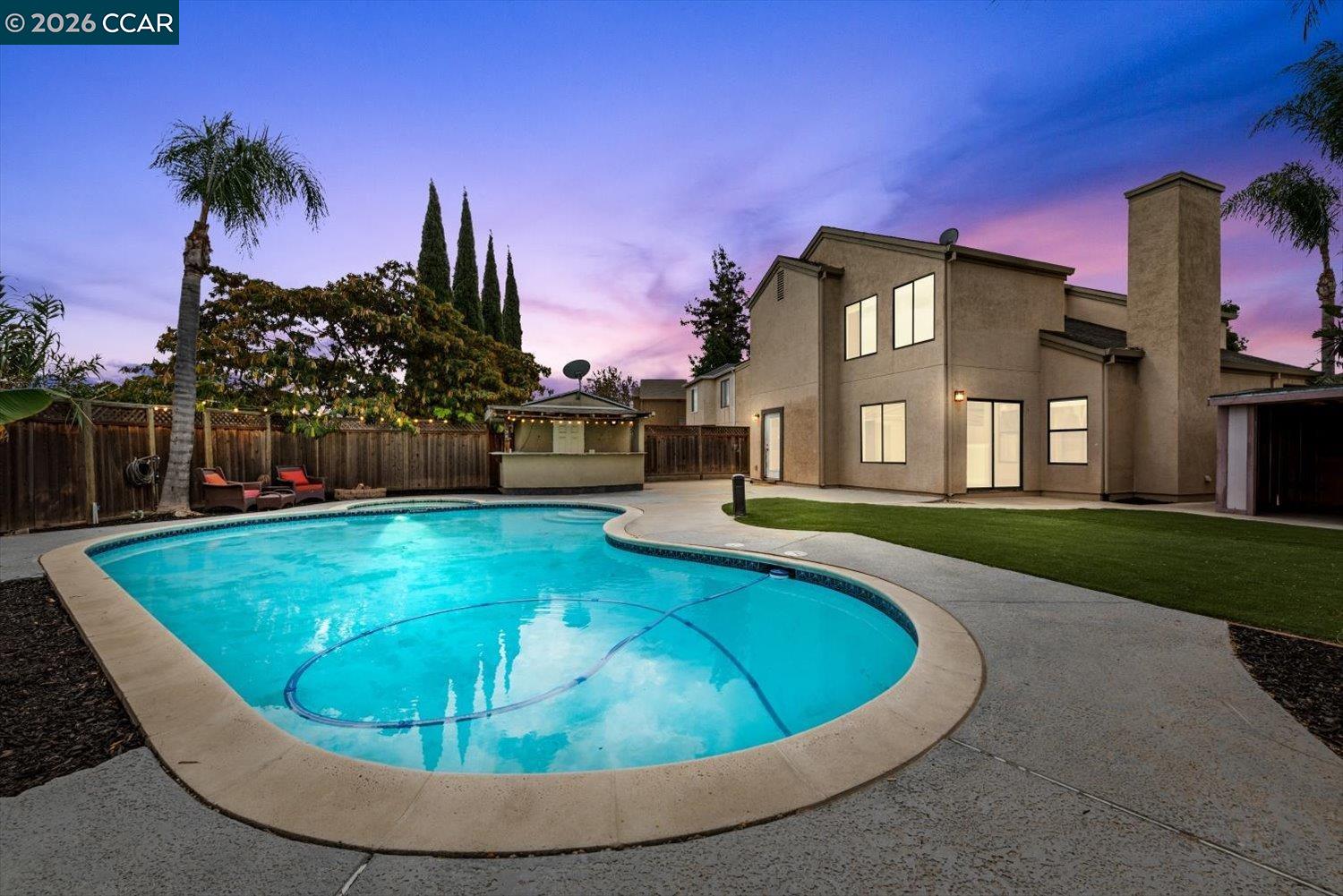 500 Mockingbird Ln