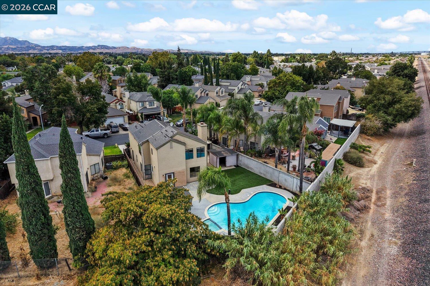 500 Mockingbird Ln