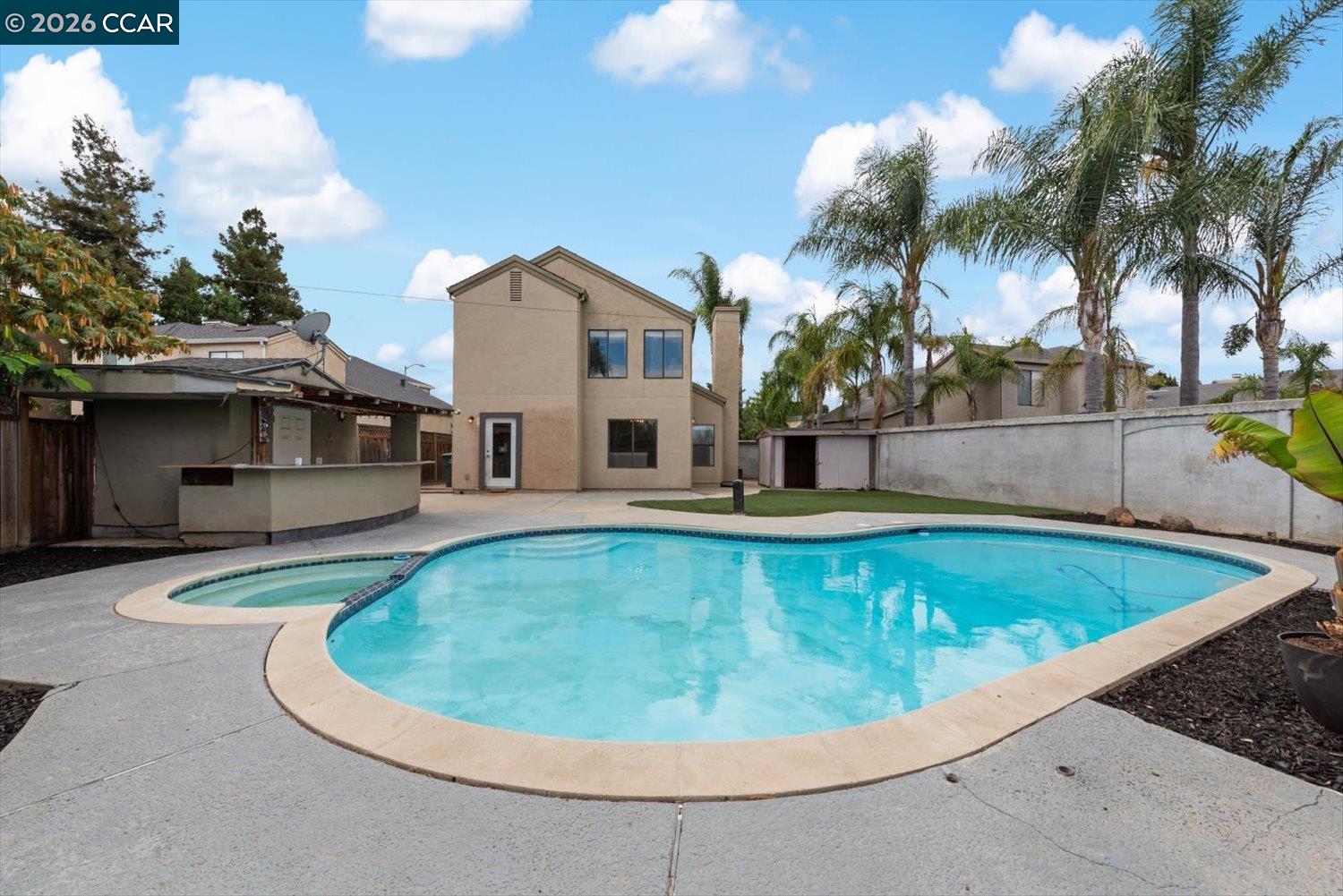 500 Mockingbird Ln