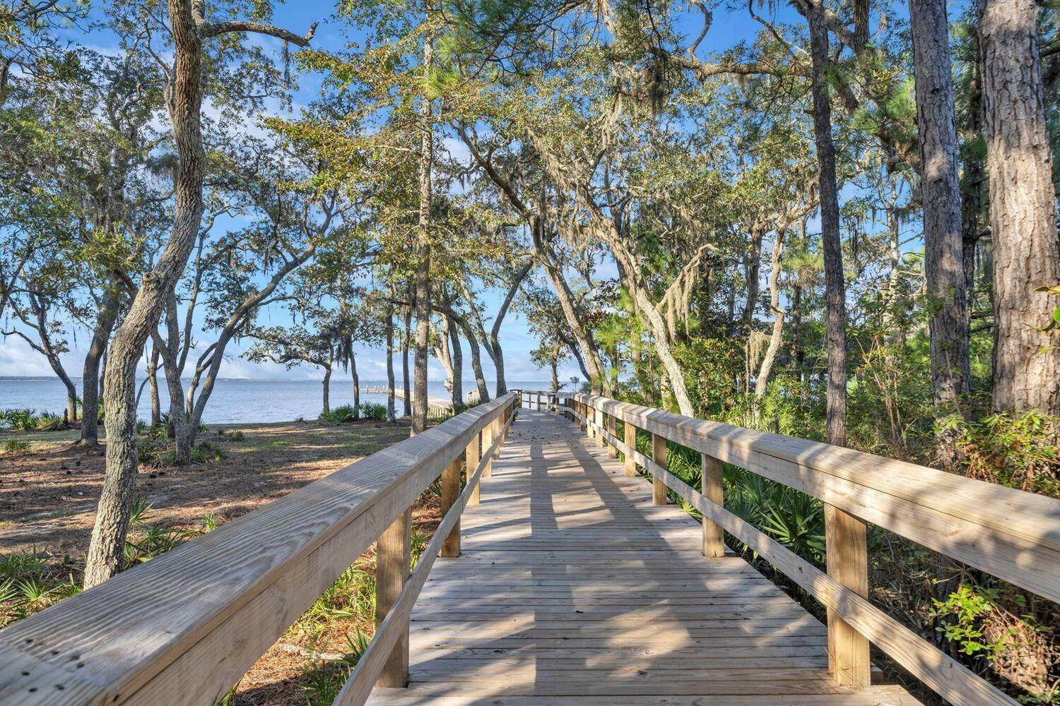 Lot 22 W Captain Fritz Way