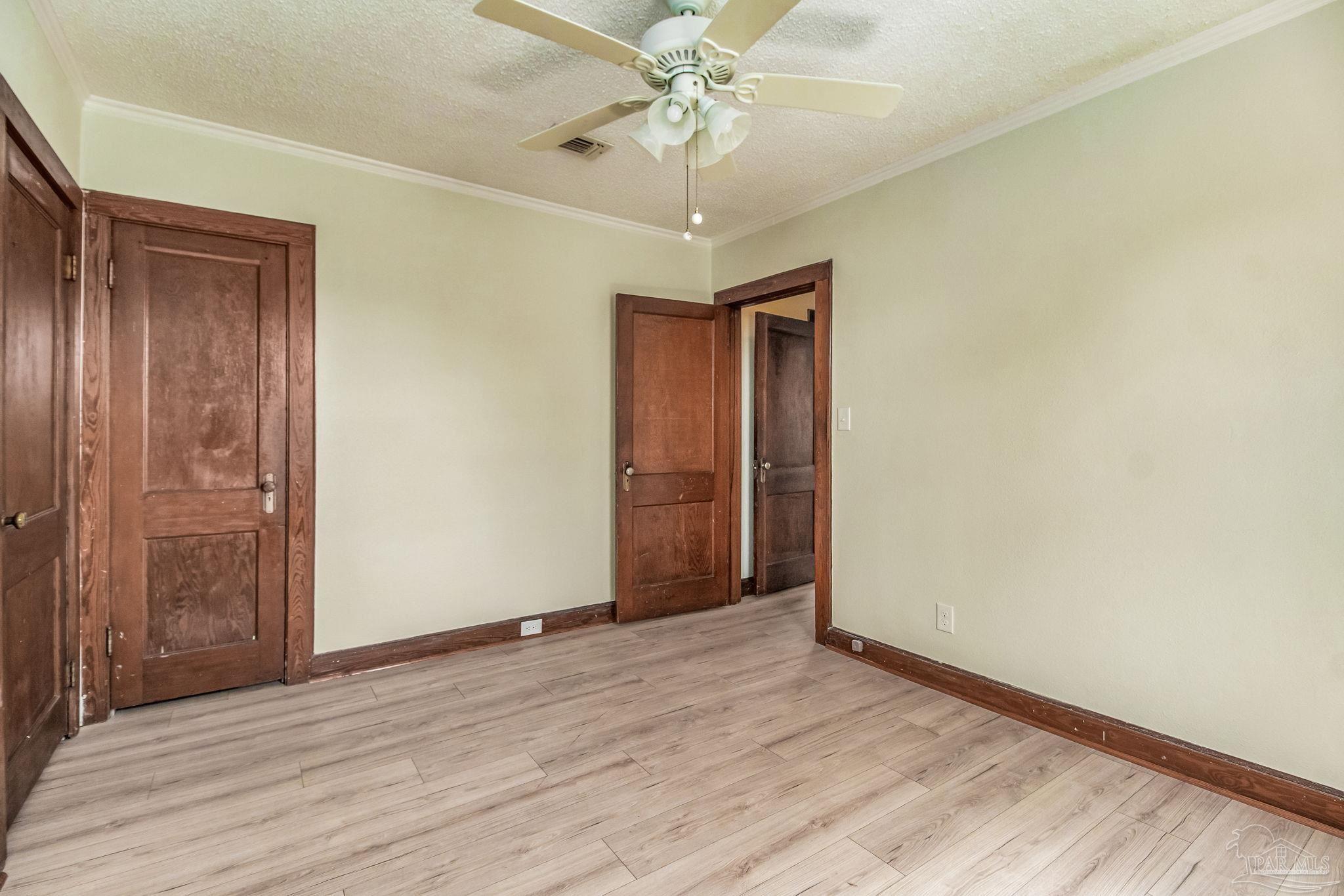 1331 Poppy Ave