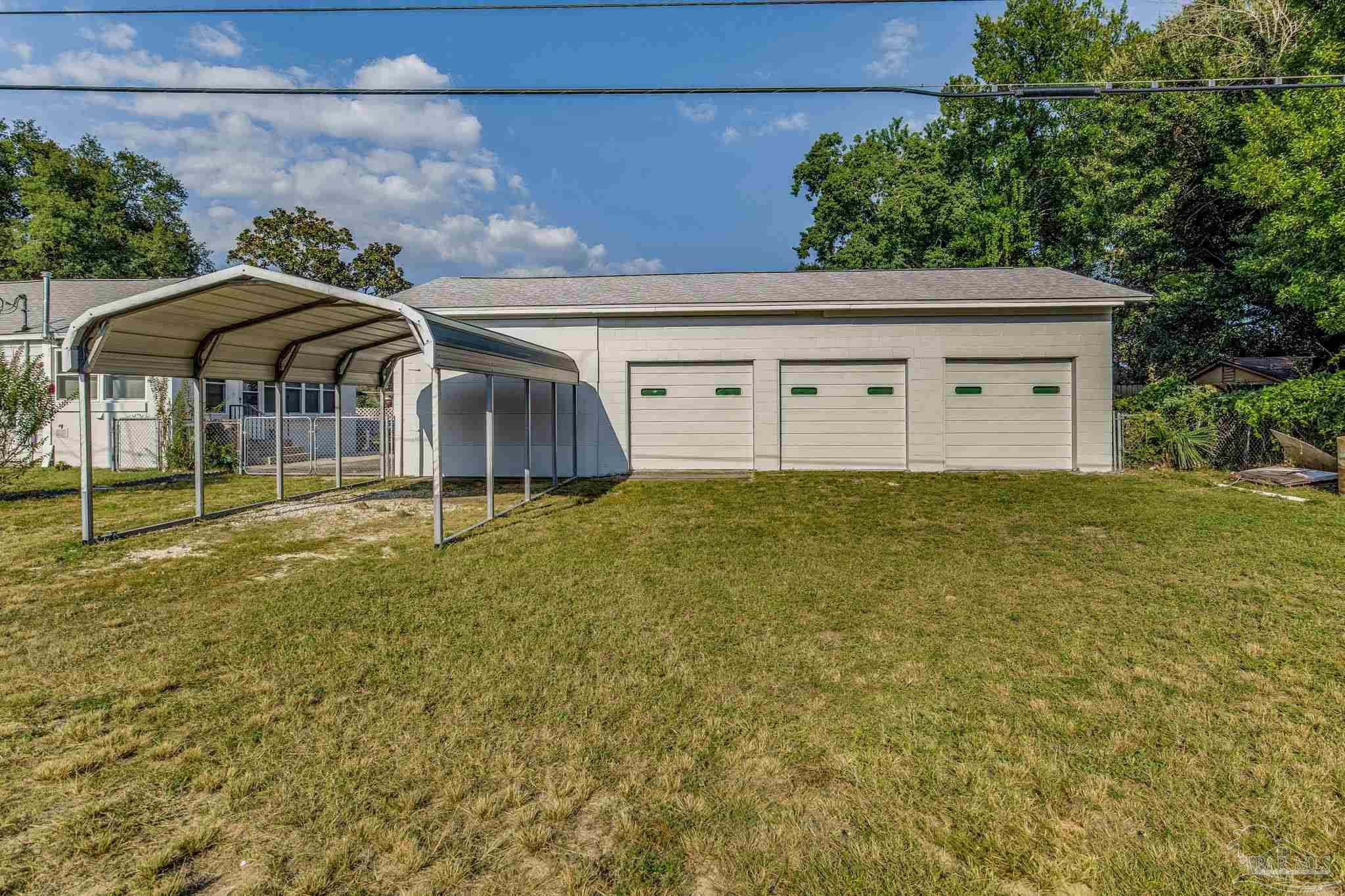 1331 Poppy Ave