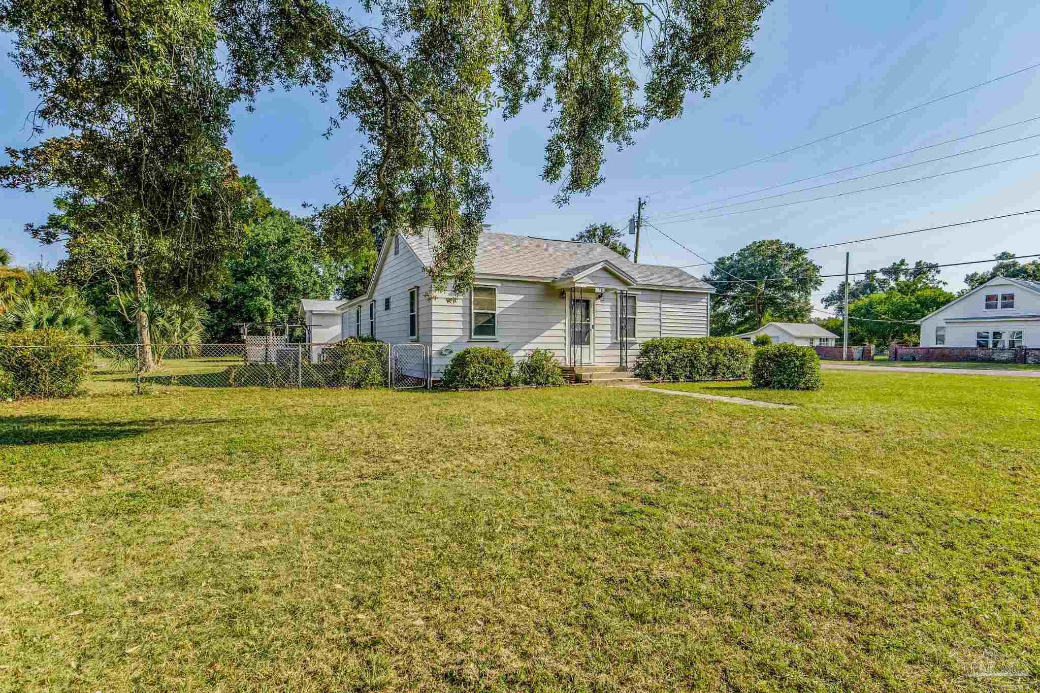 1331 Poppy Ave