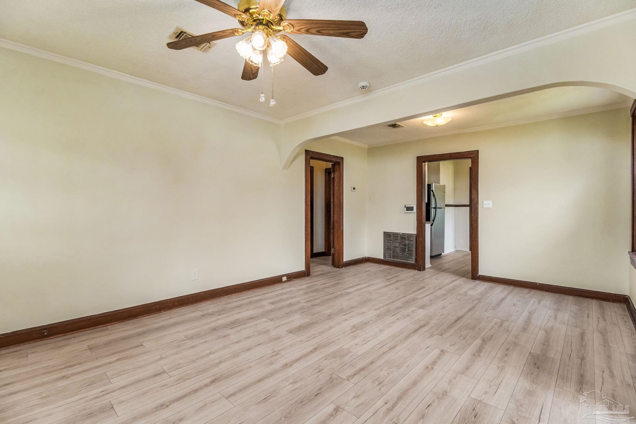 1331 Poppy Ave
