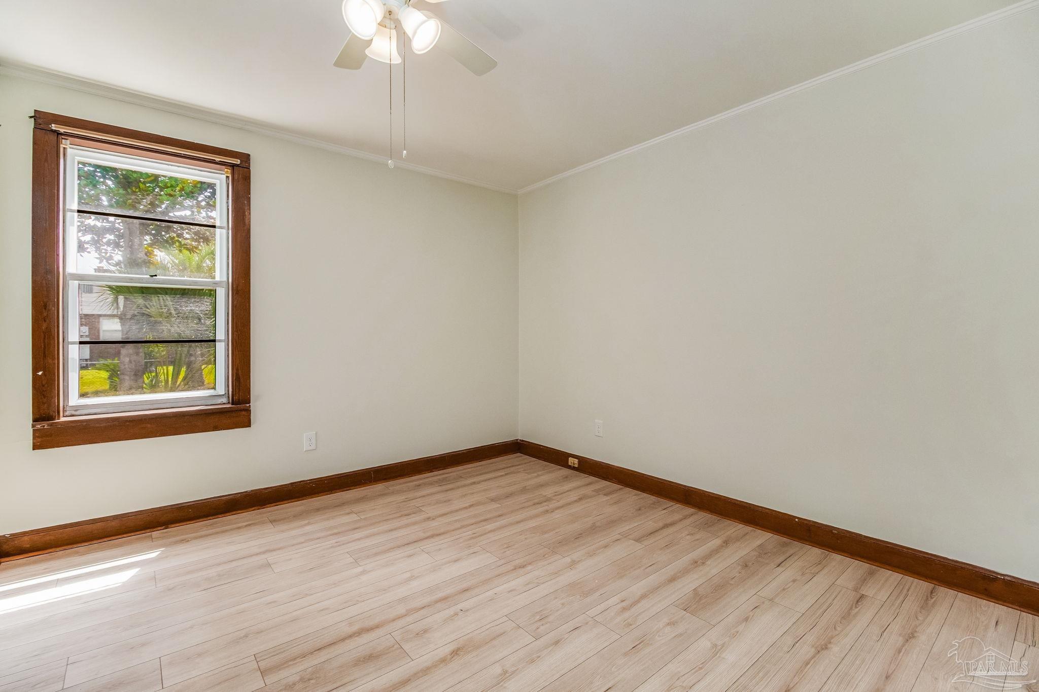 1331 Poppy Ave