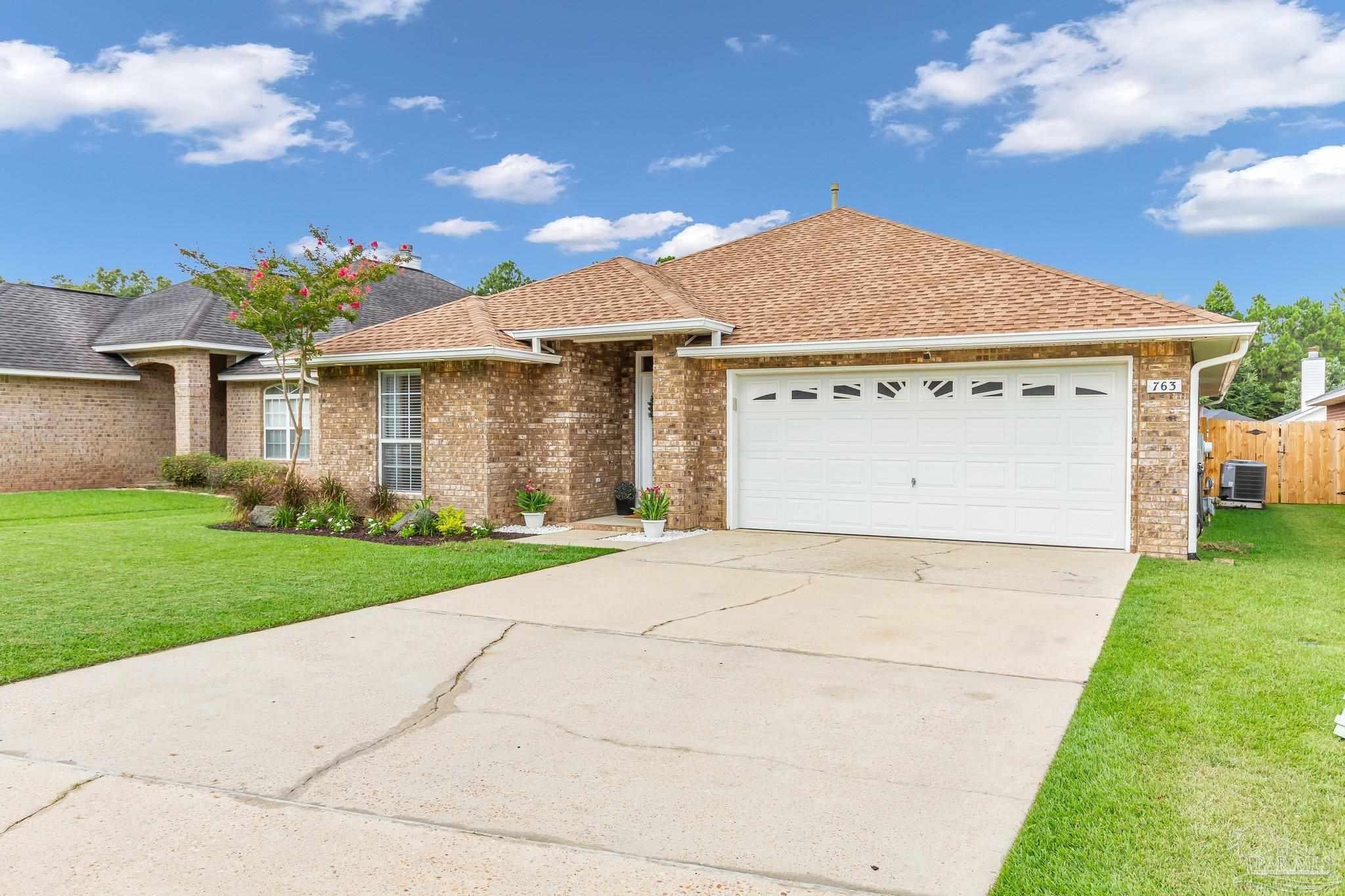 763 Mozingo Ln