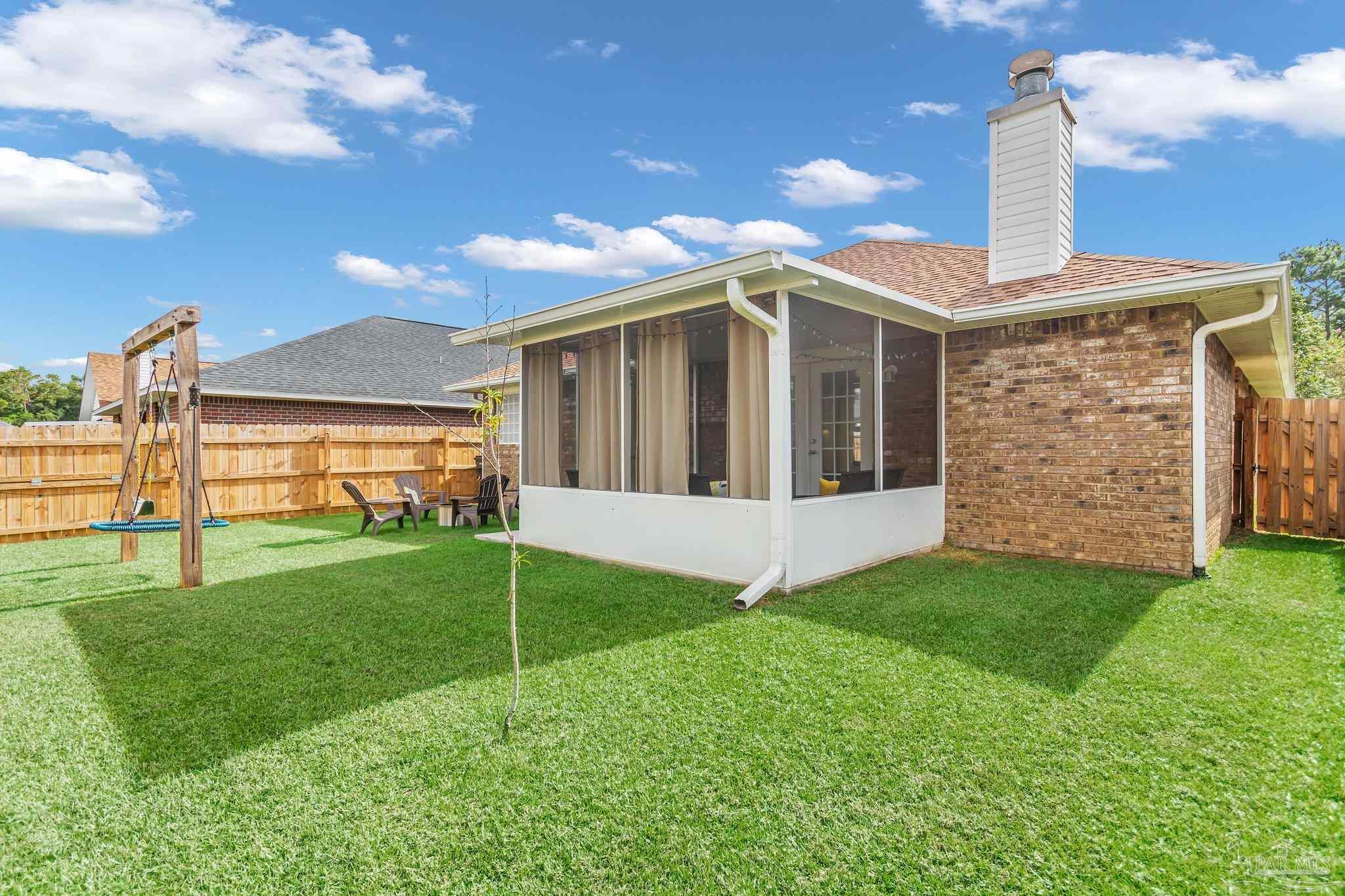 763 Mozingo Ln