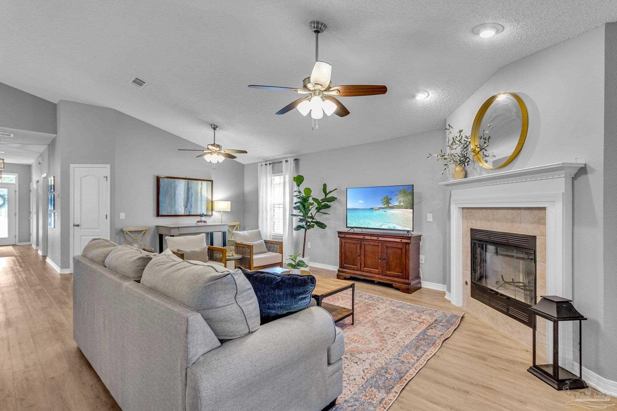763 Mozingo Ln