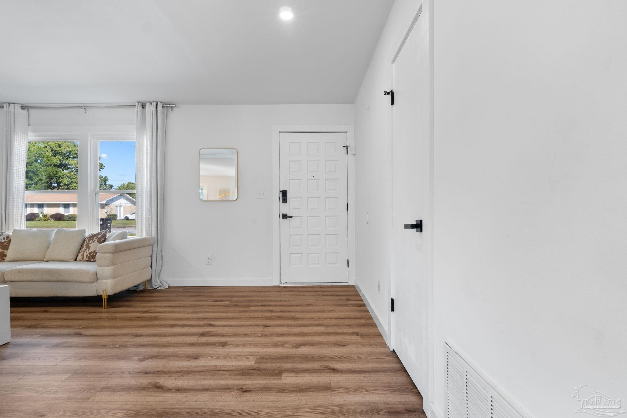 4335 Beau Terra Ln, Pensacola