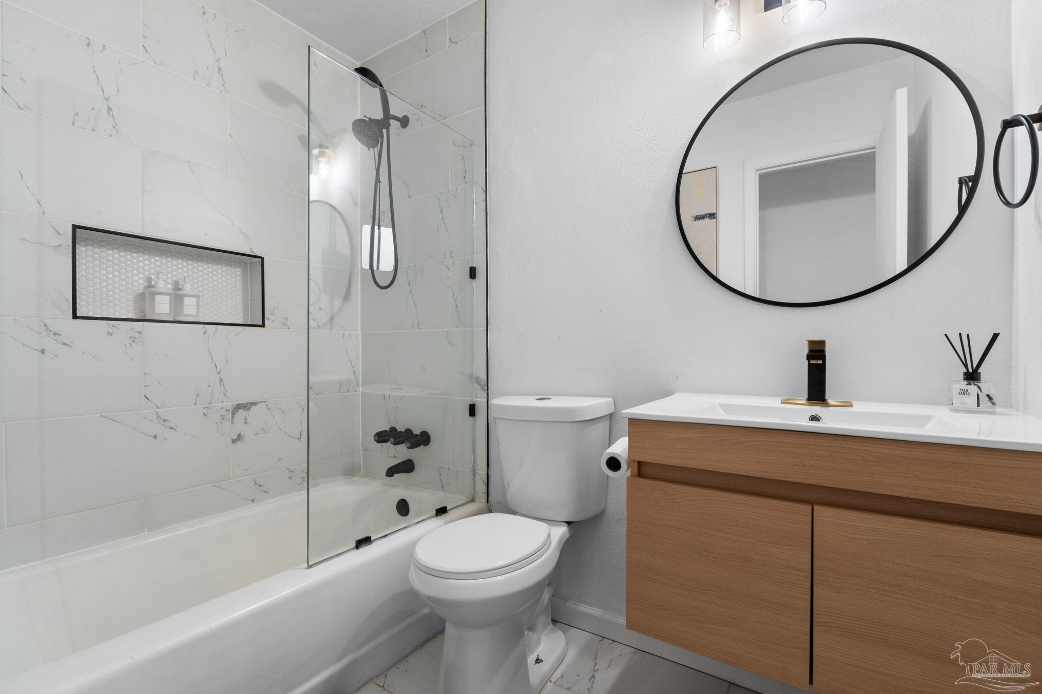 4335 Beau Terra Ln, Pensacola