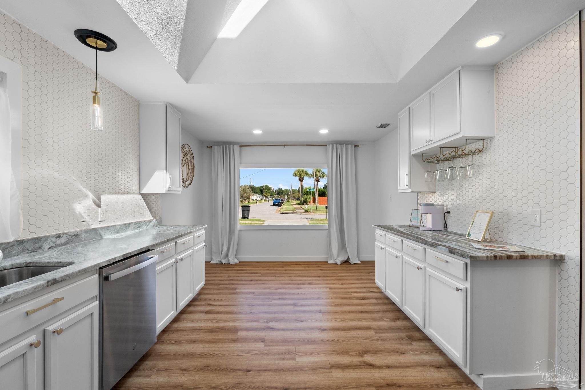 4335 Beau Terra Ln, Pensacola