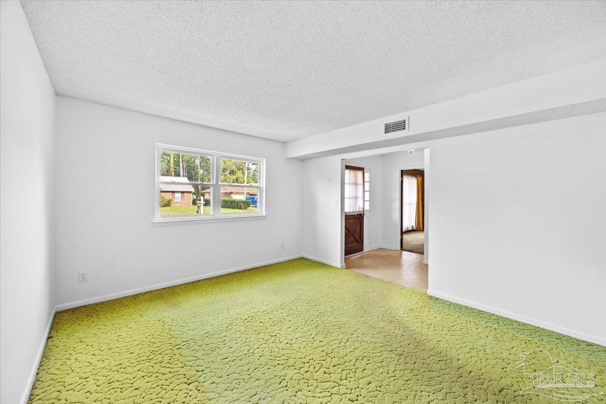 7889 Chesterfield Rd