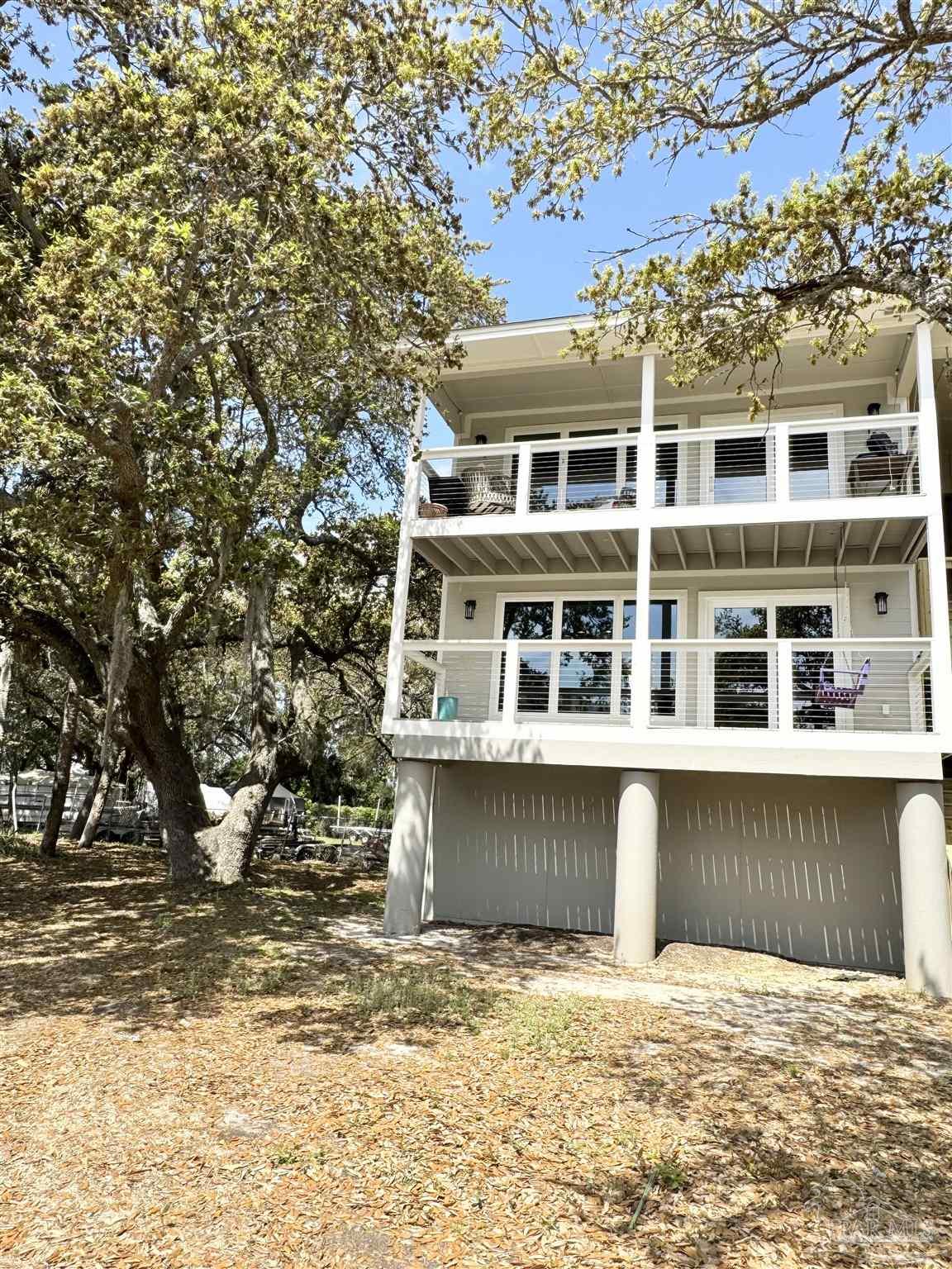 200 Pensacola Beach Rd # J2