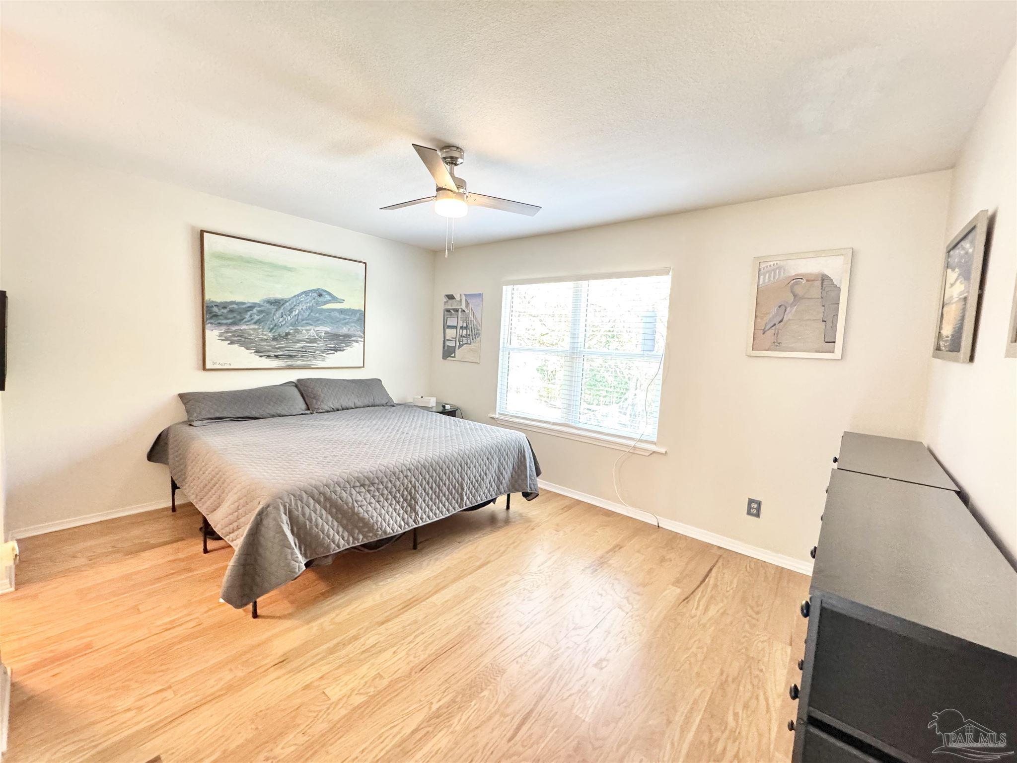 200 Pensacola Beach Rd # J2