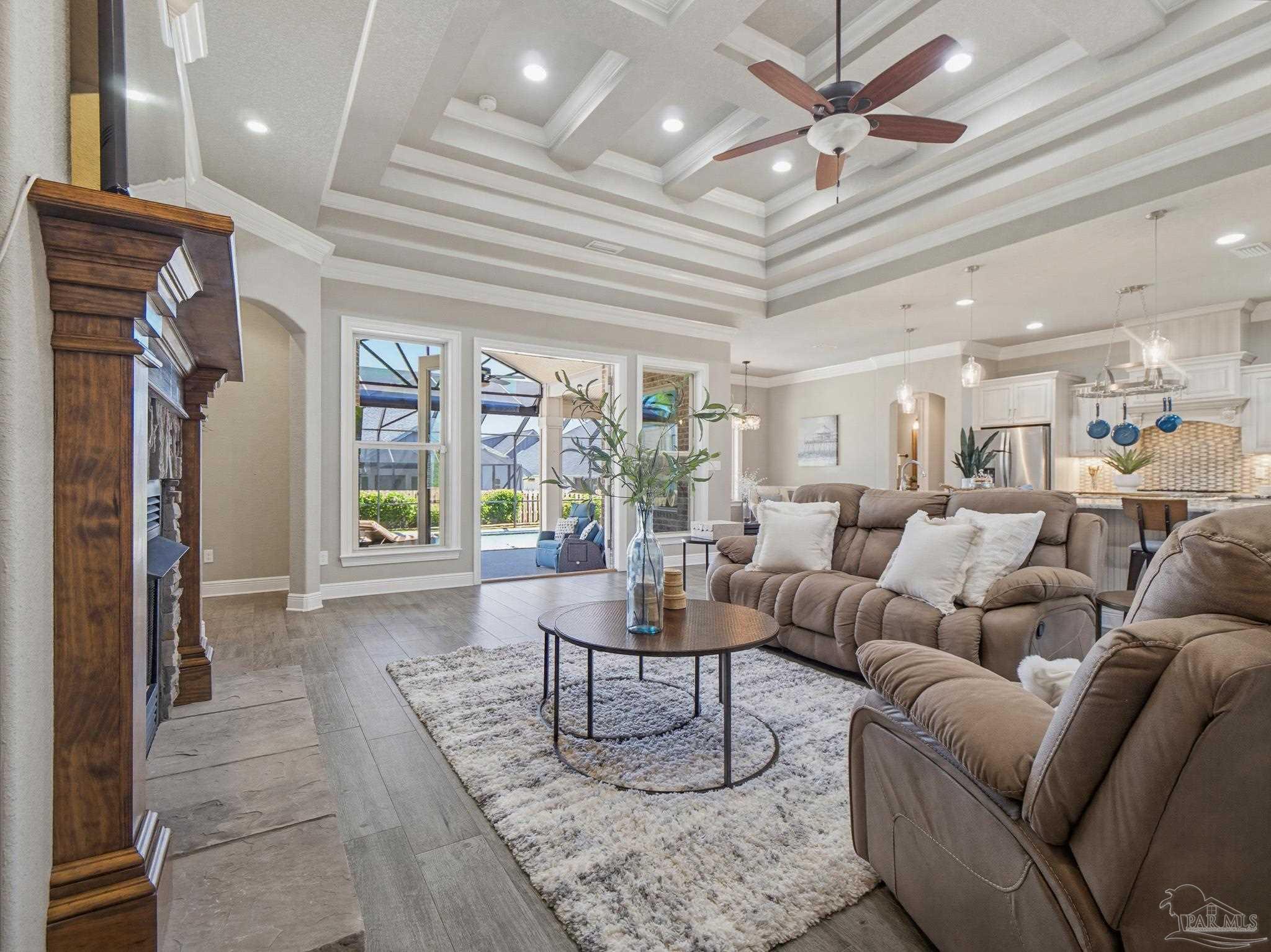6044 Huntington Creek Cir