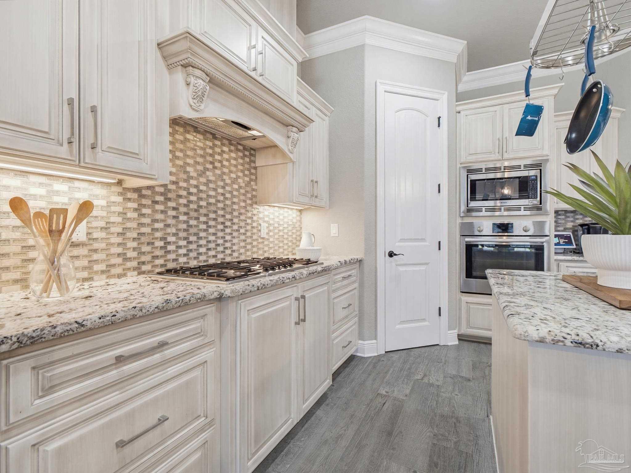 6044 Huntington Creek Cir