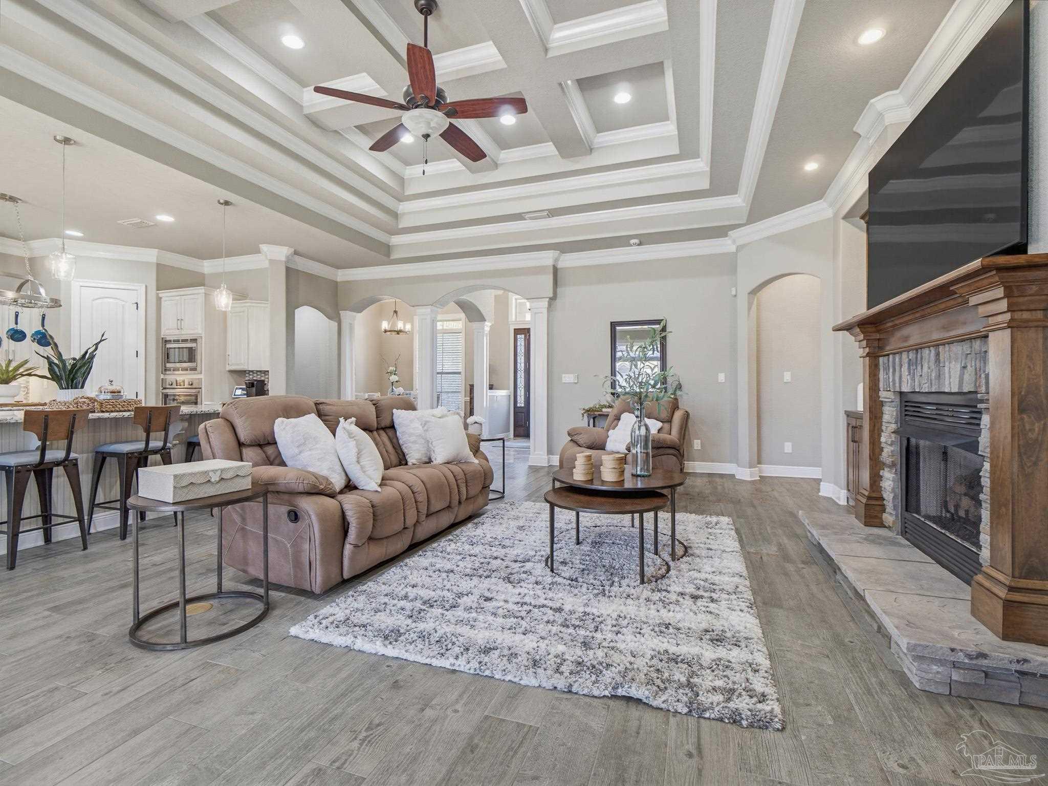 6044 Huntington Creek Cir