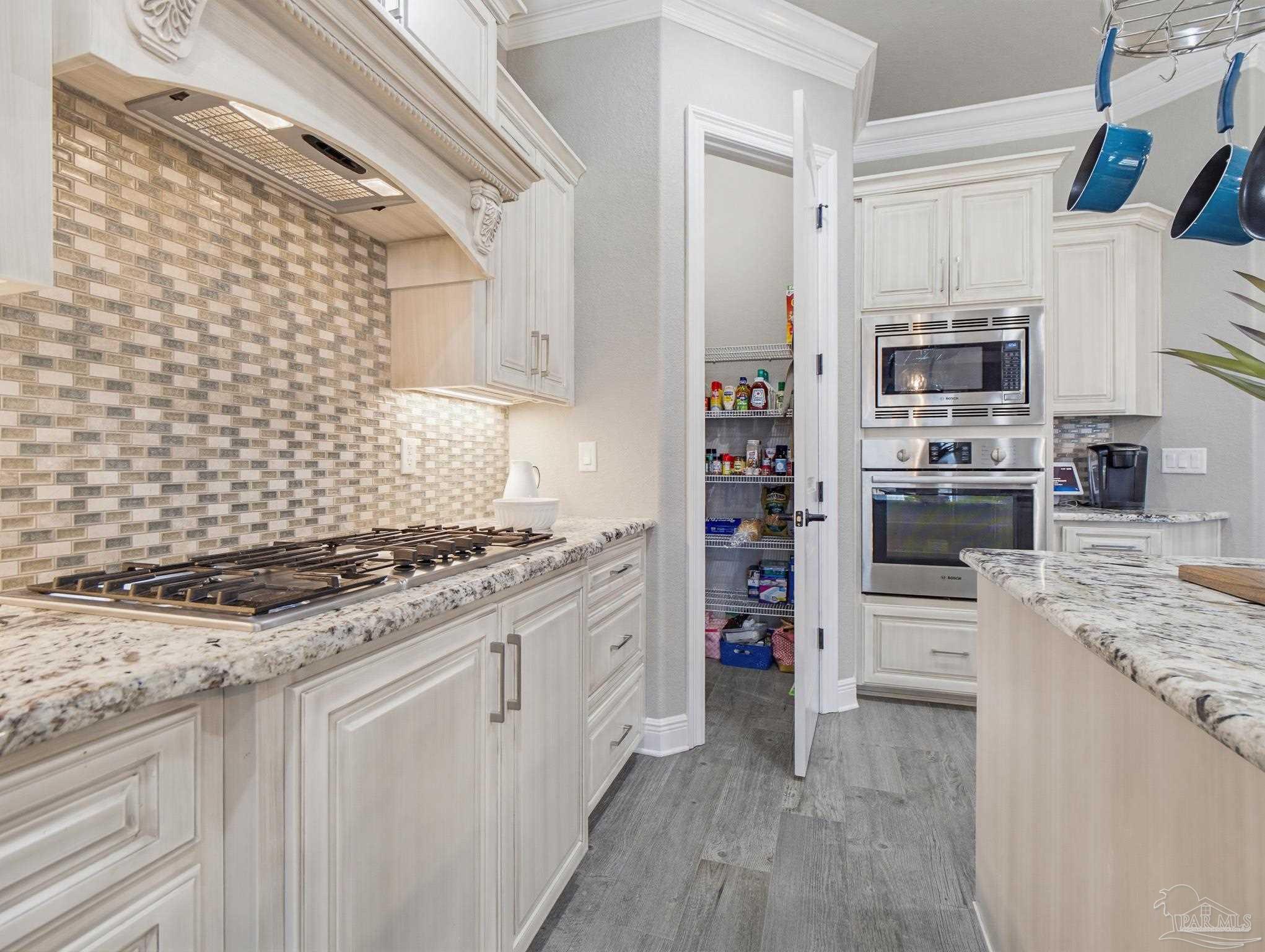 6044 Huntington Creek Cir