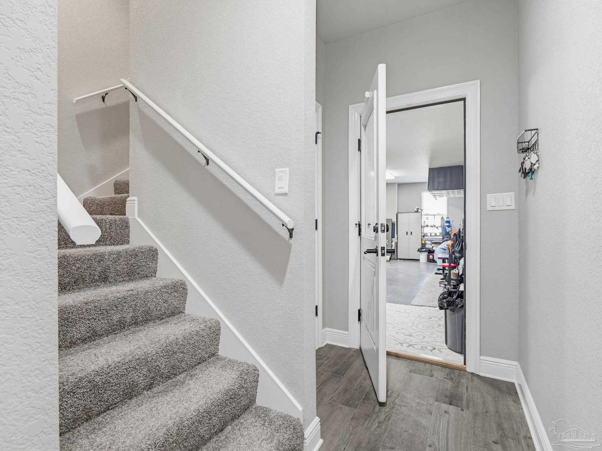 6044 Huntington Creek Cir