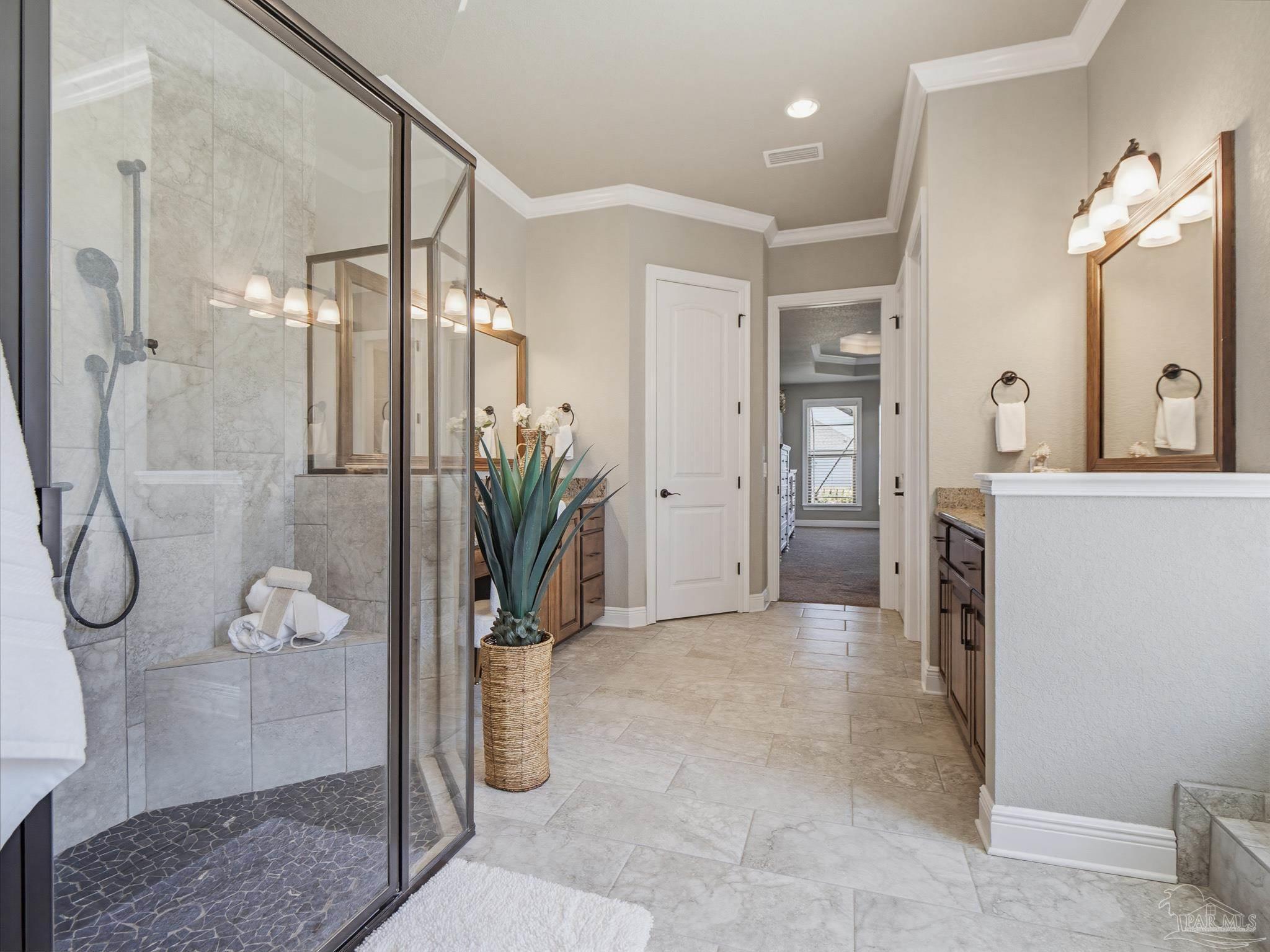 6044 Huntington Creek Cir