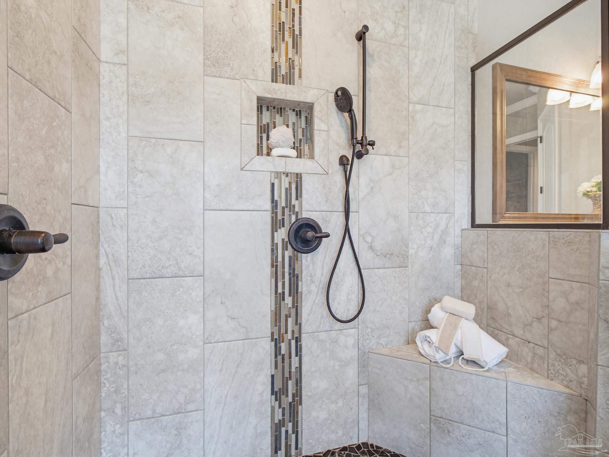 6044 Huntington Creek Cir