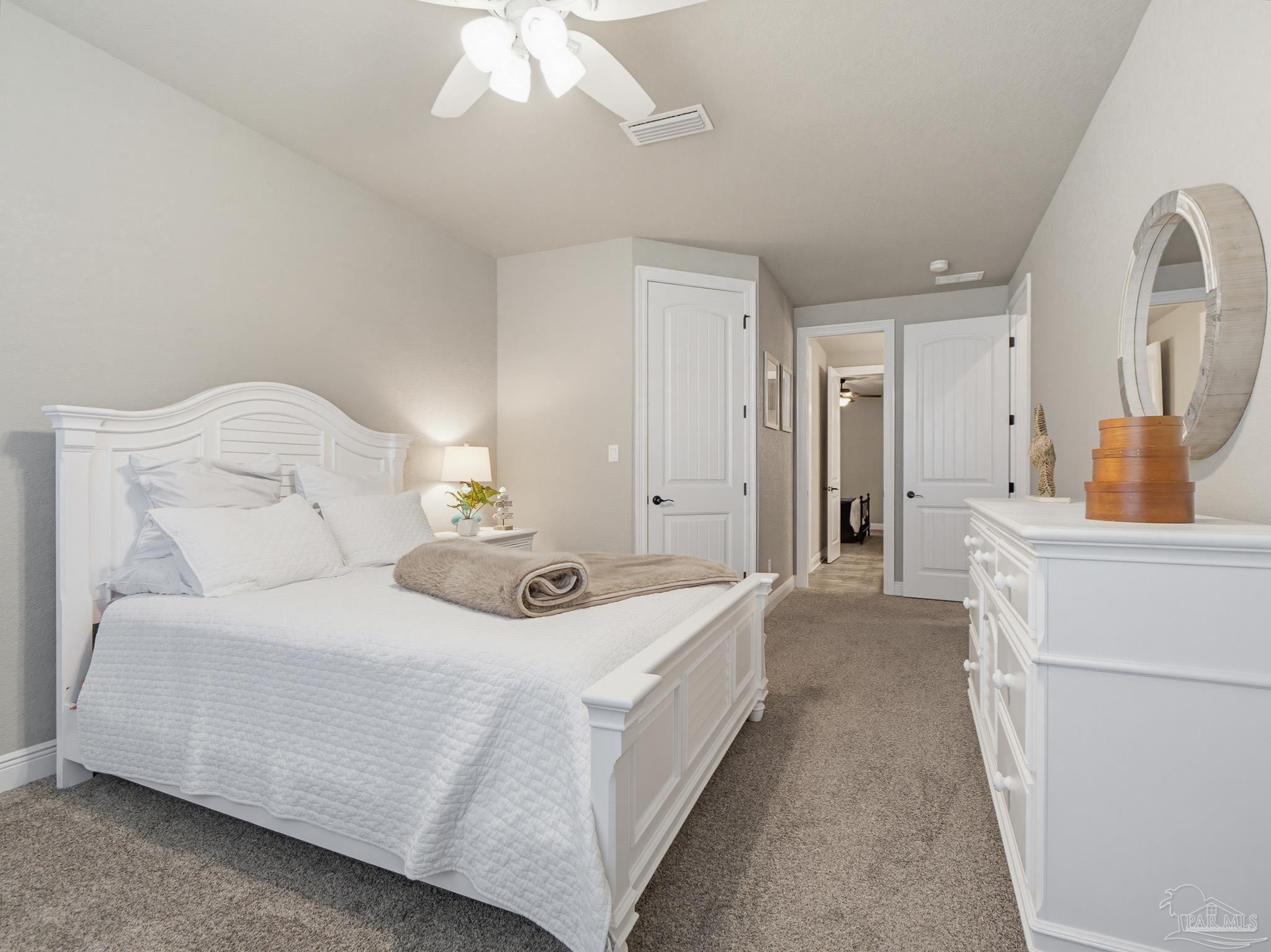 6044 Huntington Creek Cir