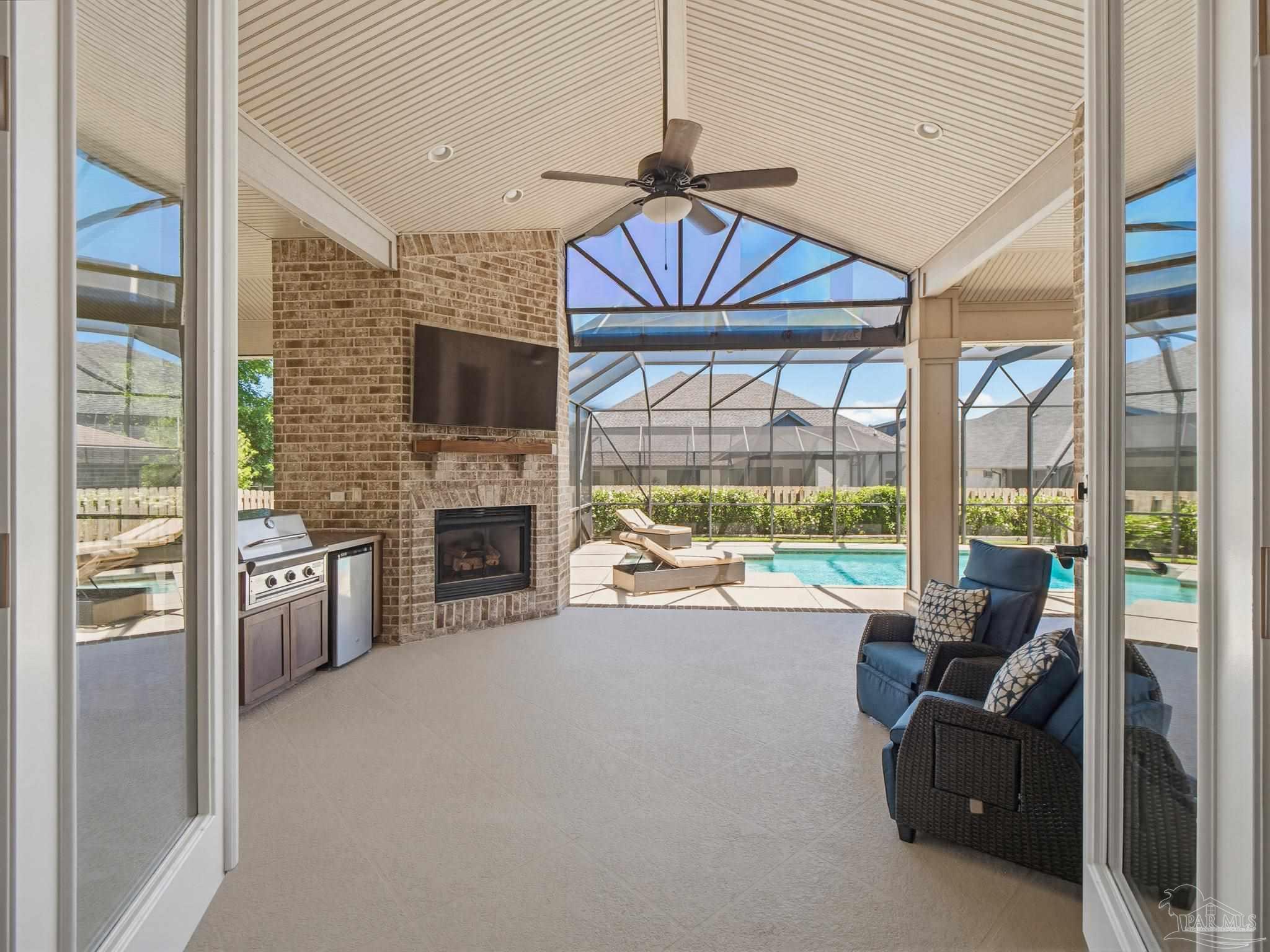 6044 Huntington Creek Cir