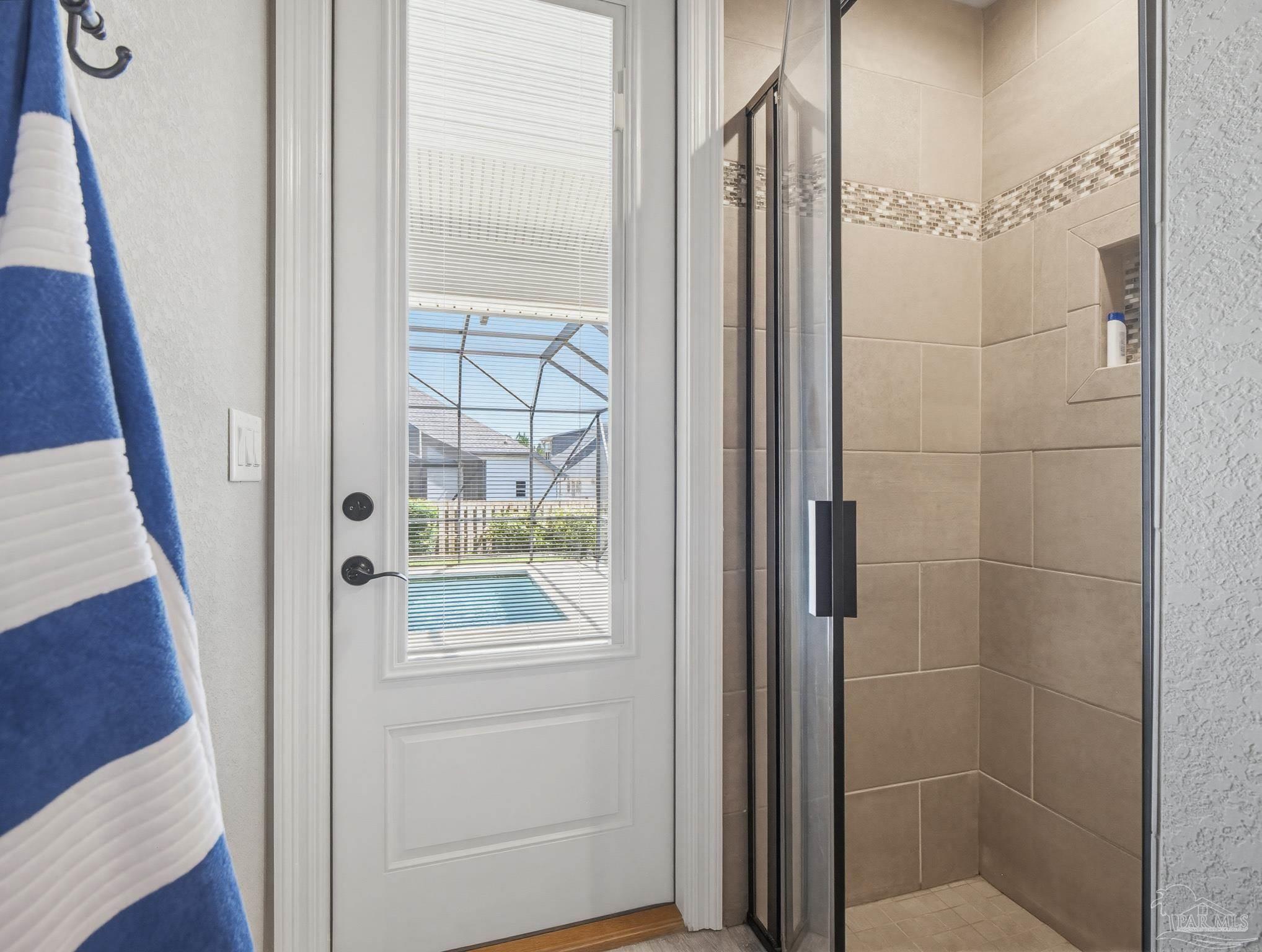 6044 Huntington Creek Cir