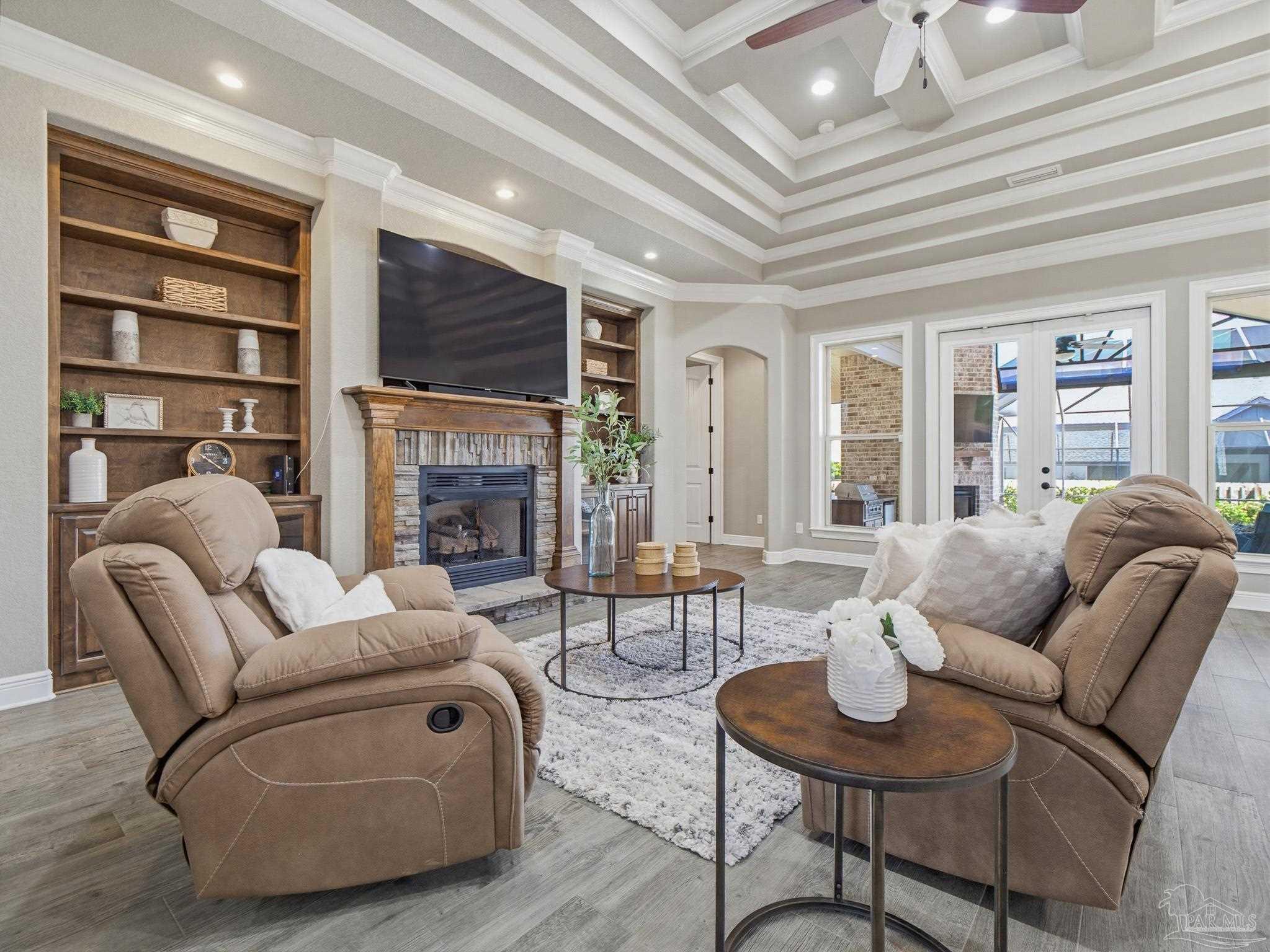 6044 Huntington Creek Cir