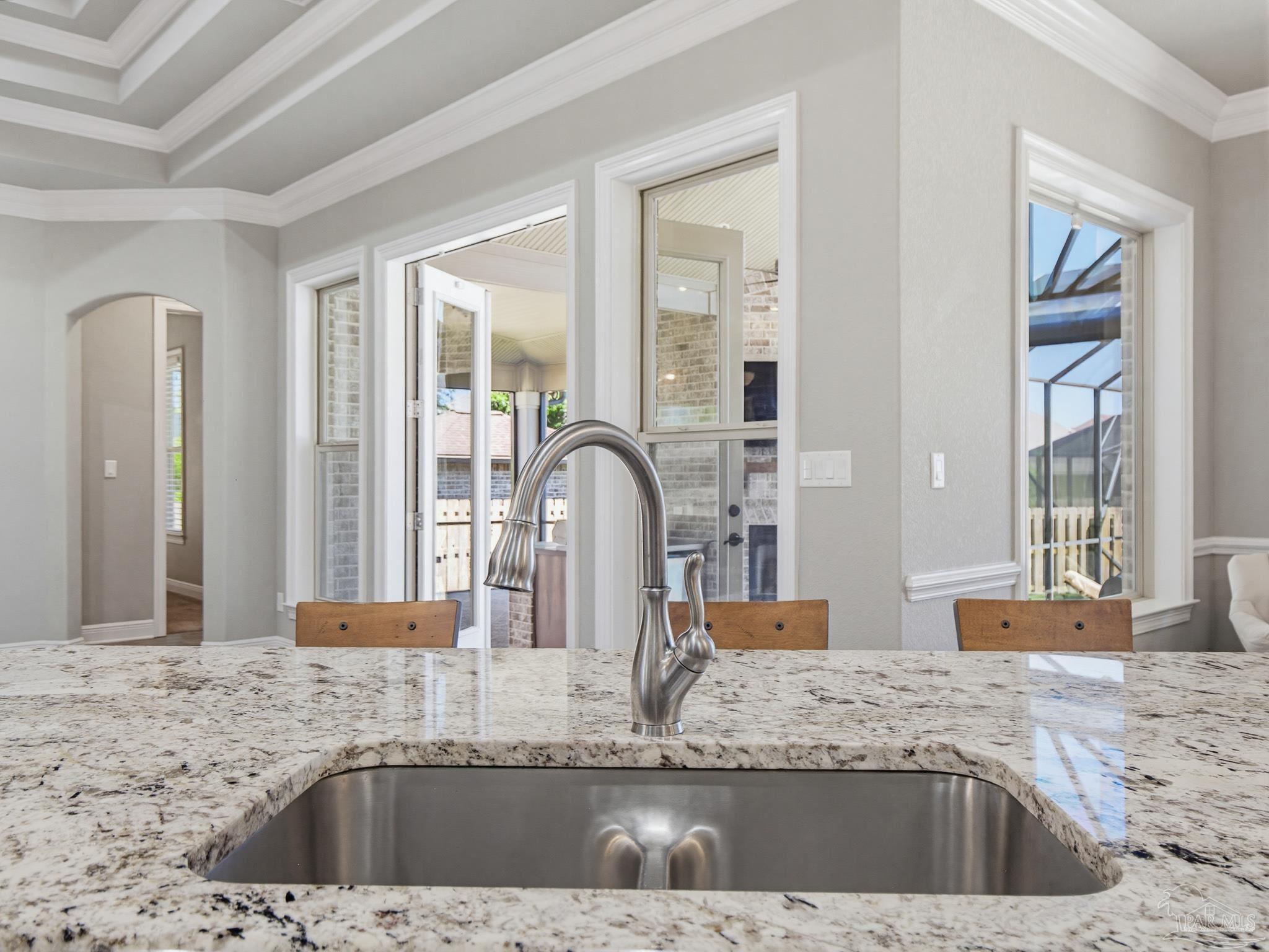 6044 Huntington Creek Cir