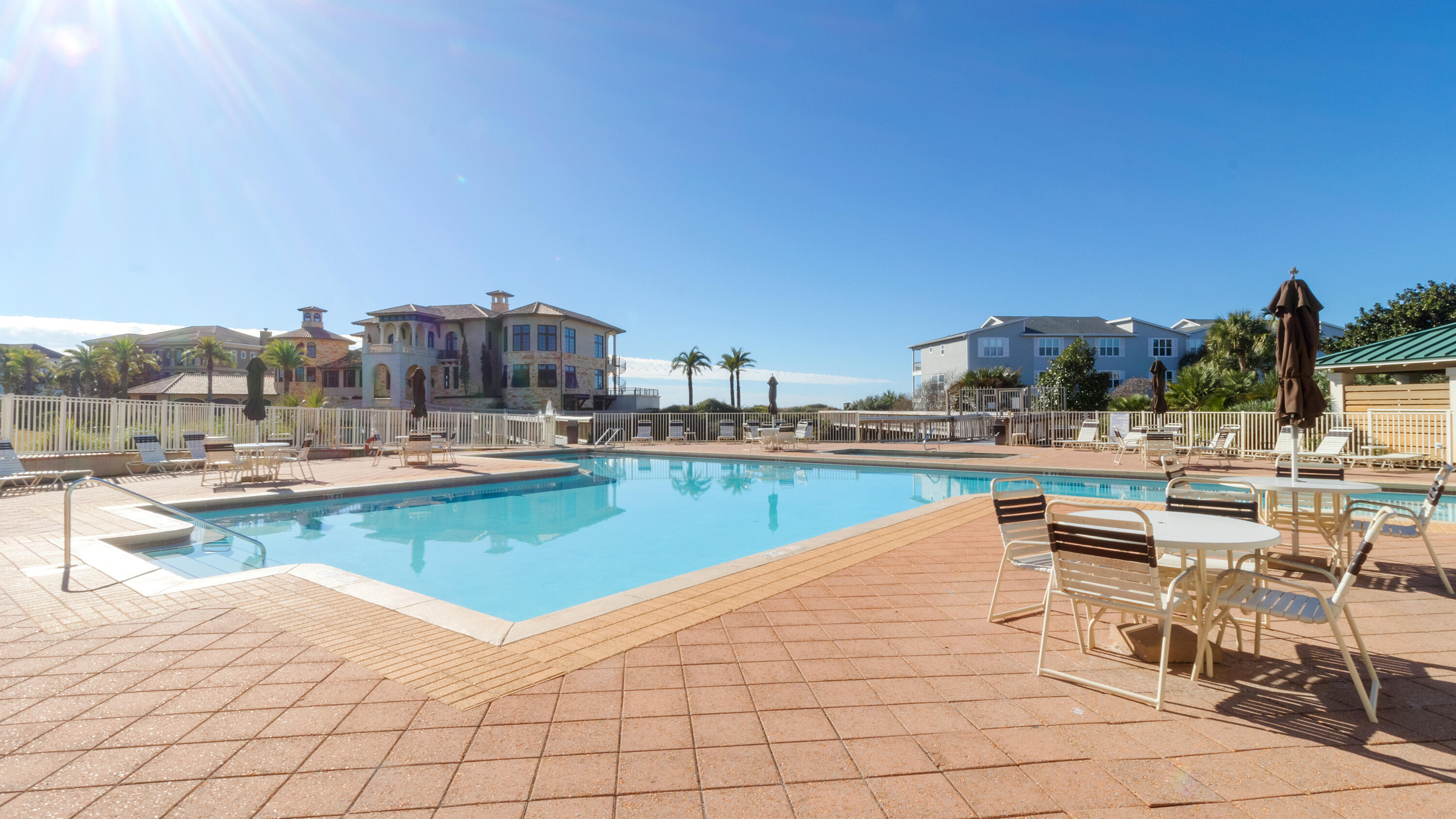 4045 W County Highway 30A, 208