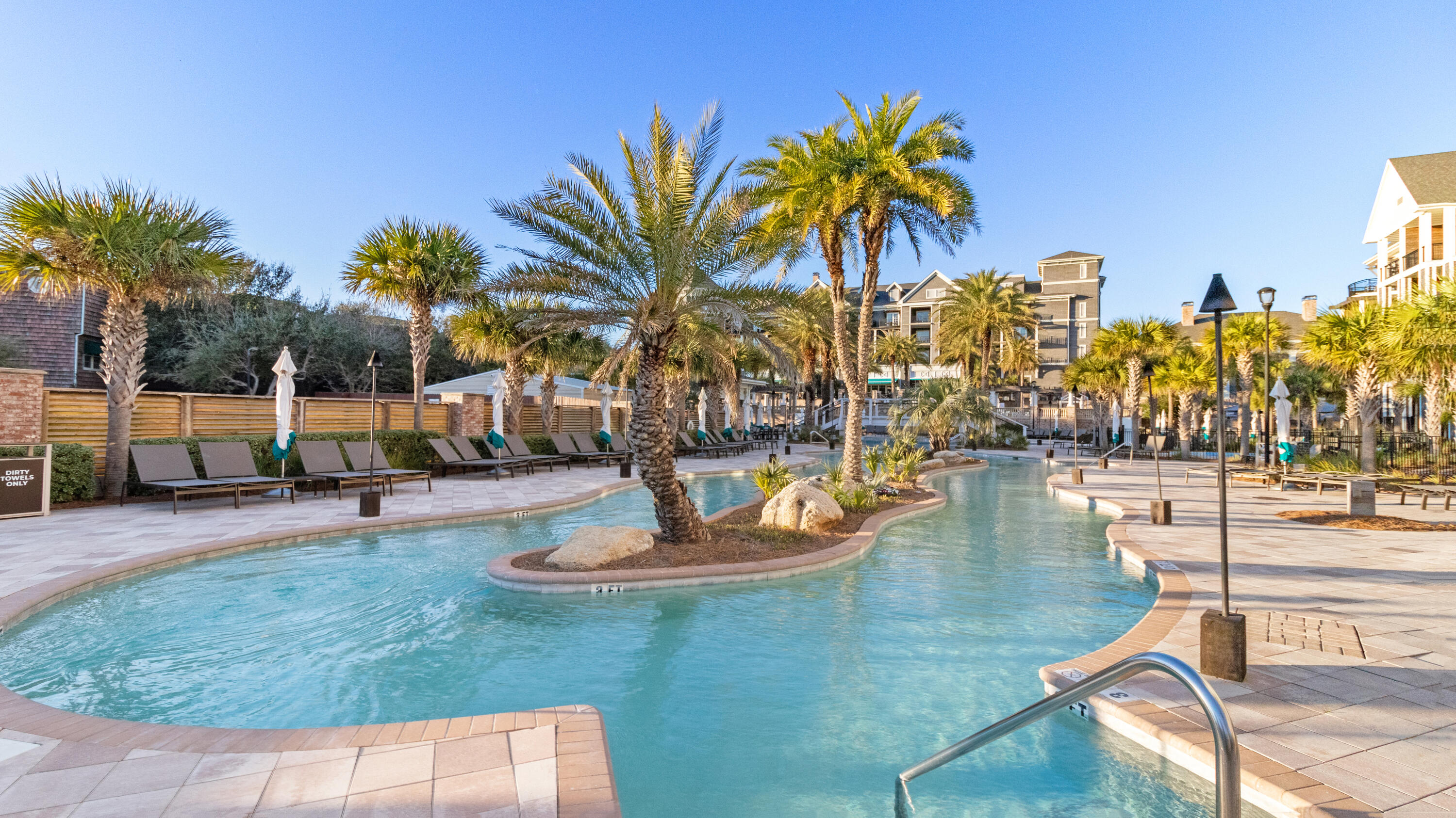 100 Matthew Boulevard, 313