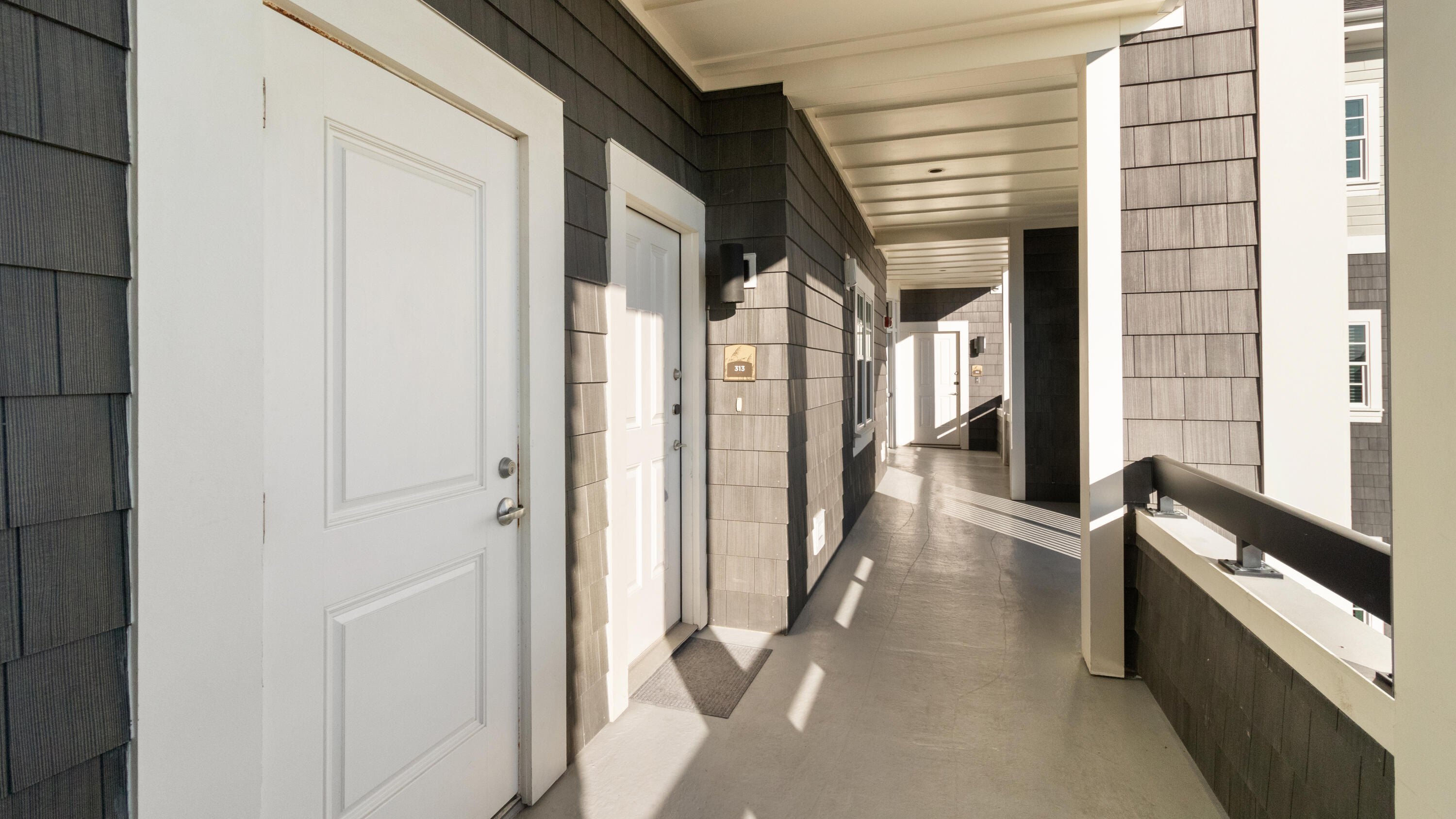 100 Matthew Boulevard, 313