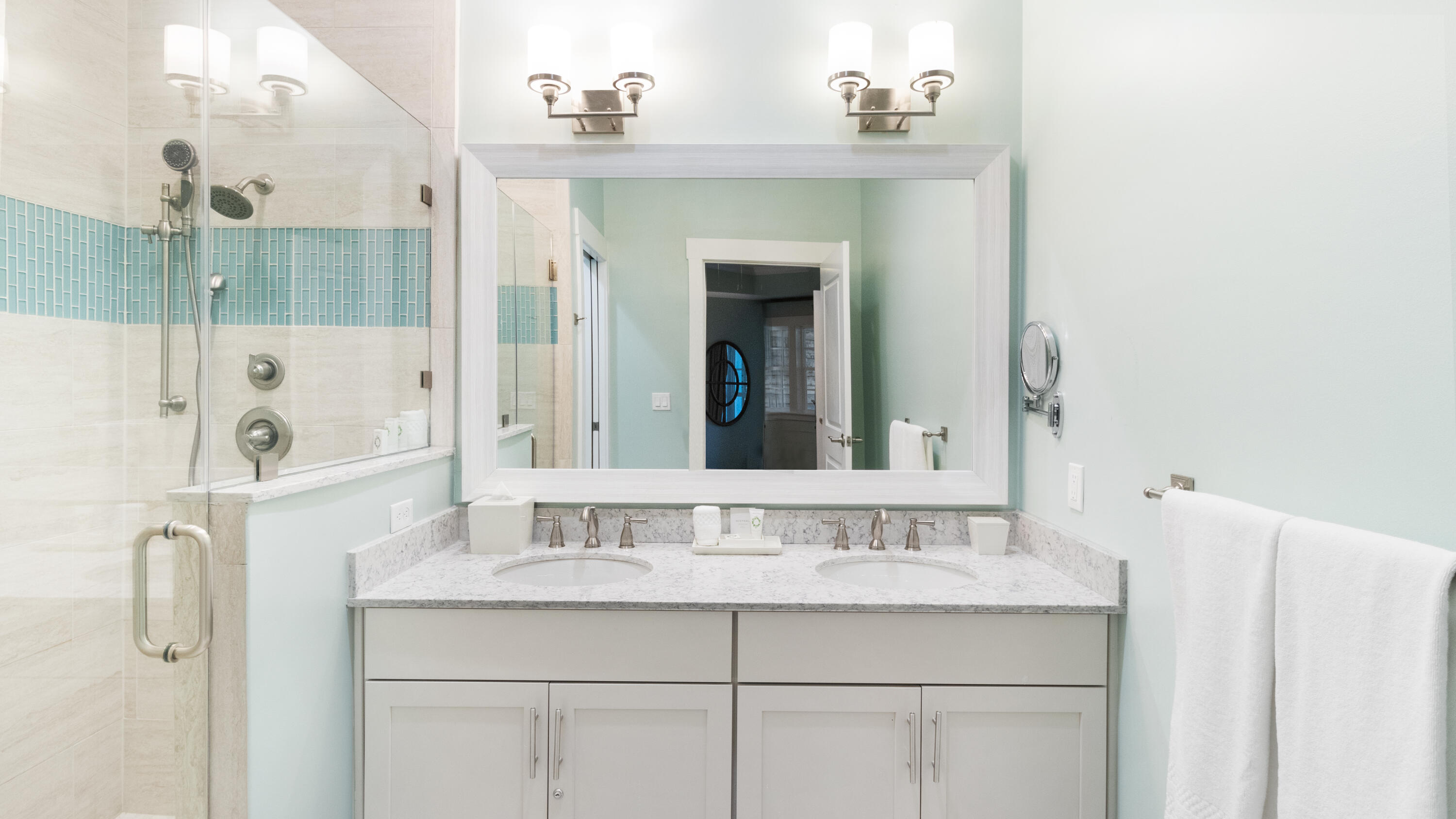 100 Matthew Boulevard, 313