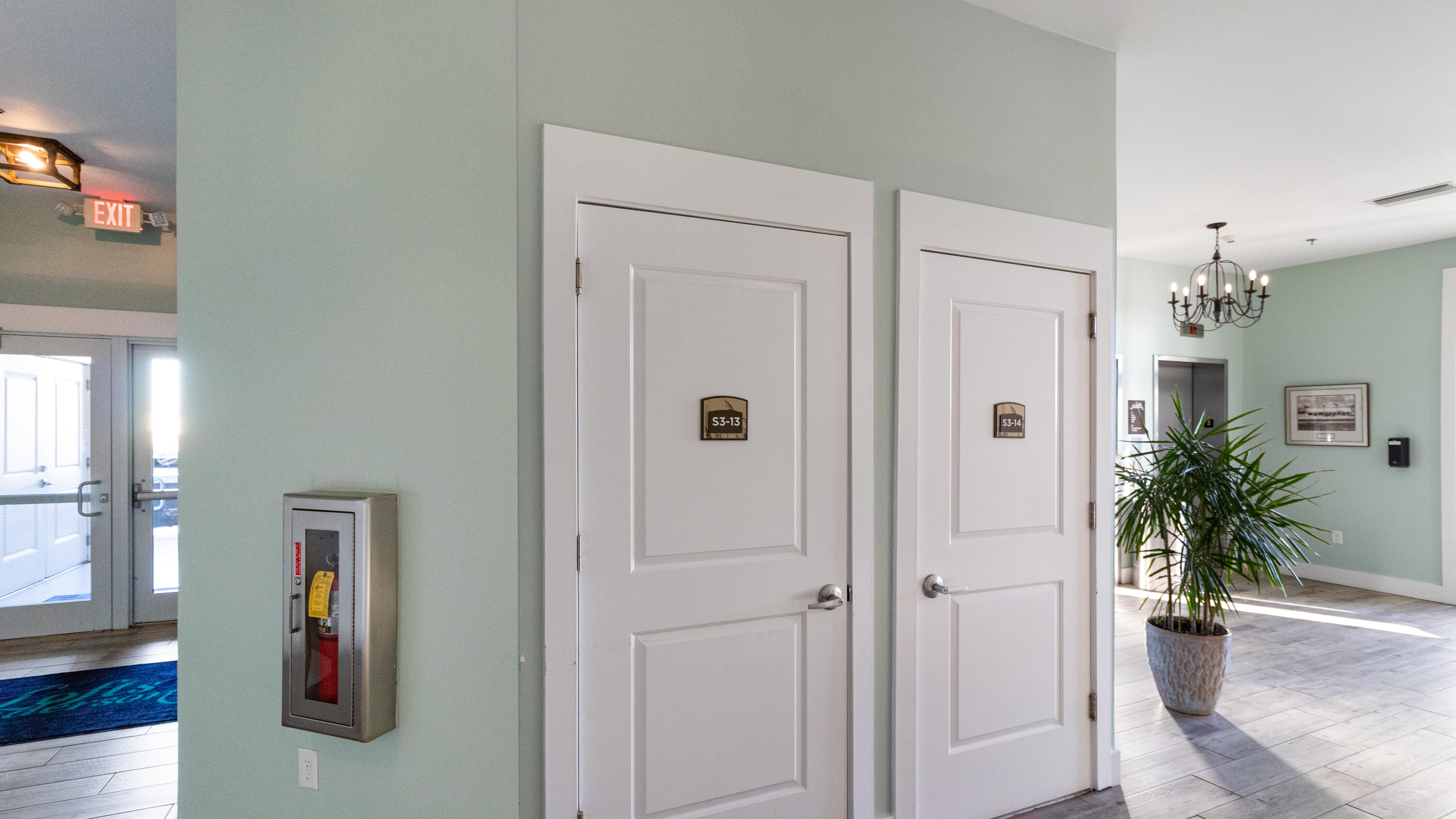 100 Matthew Boulevard, 313