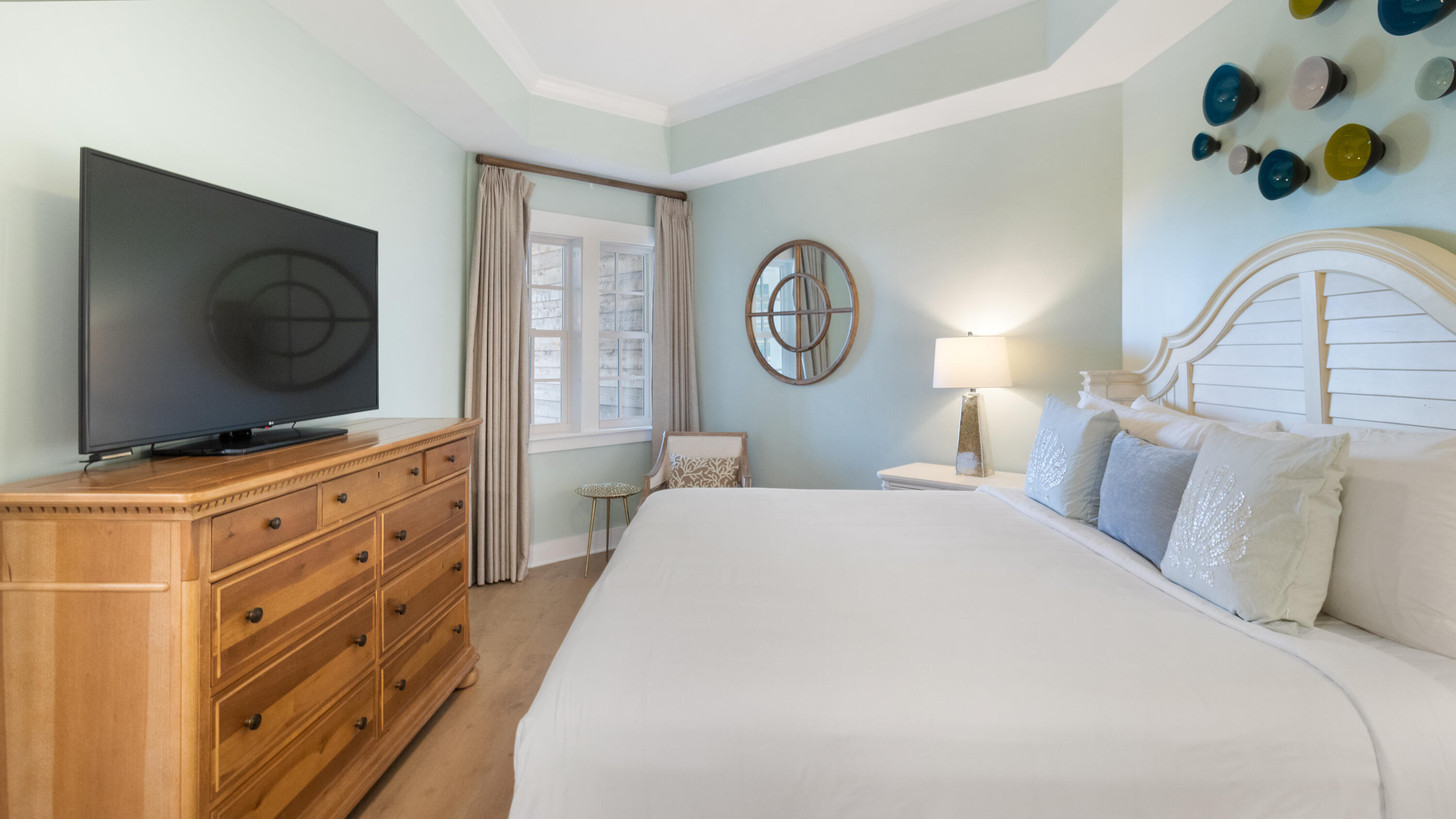 100 Matthew Boulevard, 313