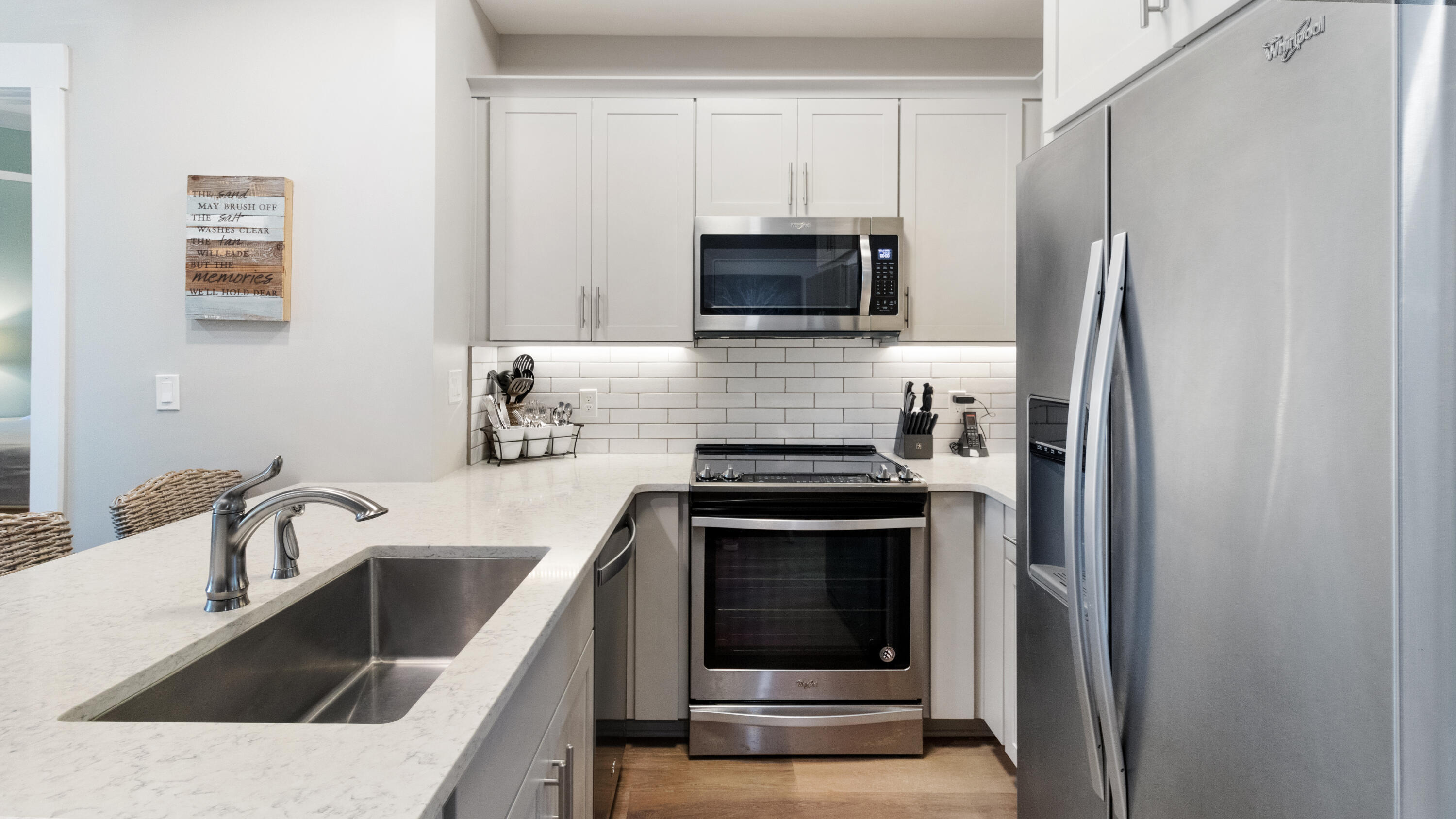 100 Matthew Boulevard, 313