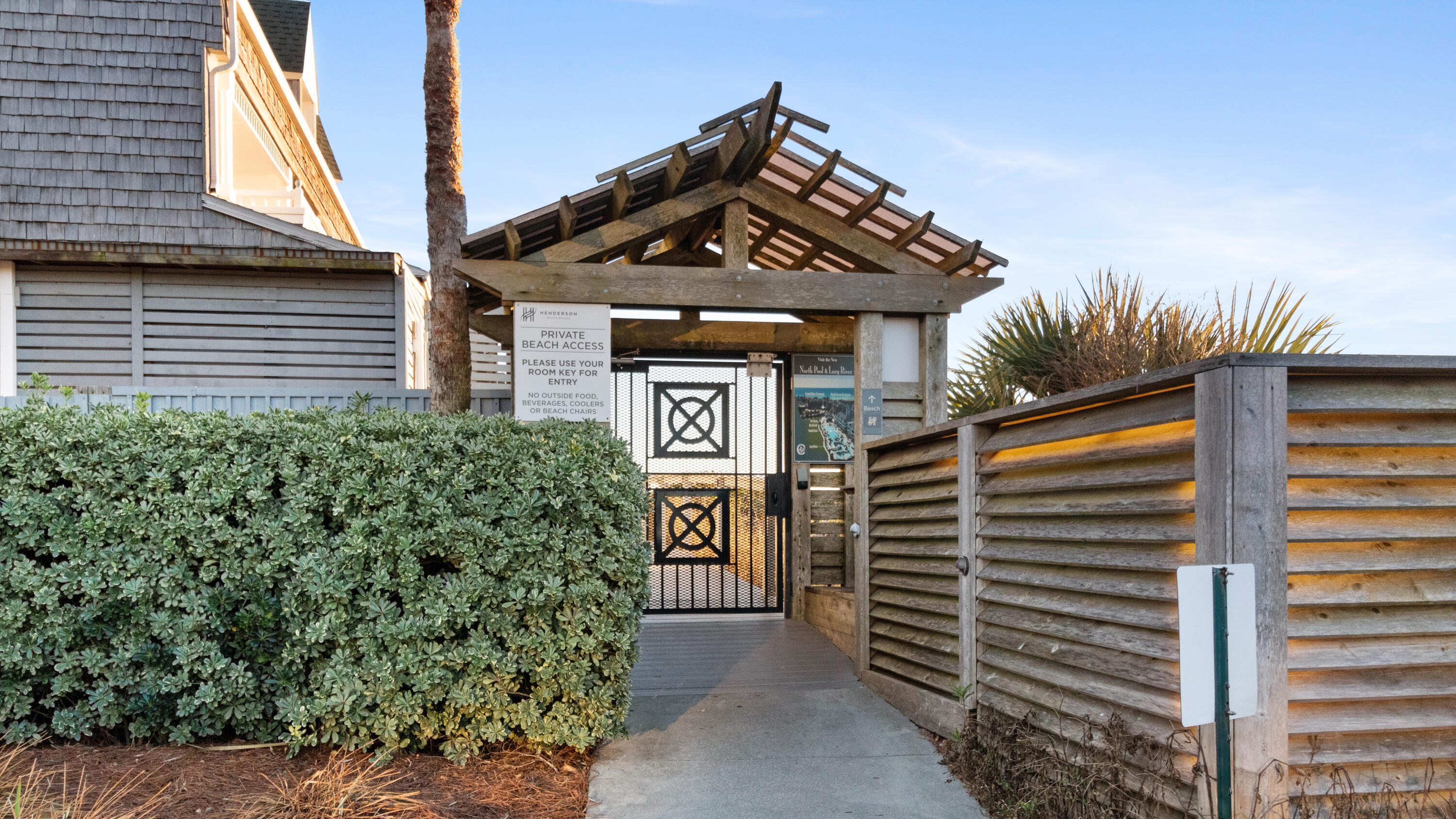 100 Matthew Boulevard, 313