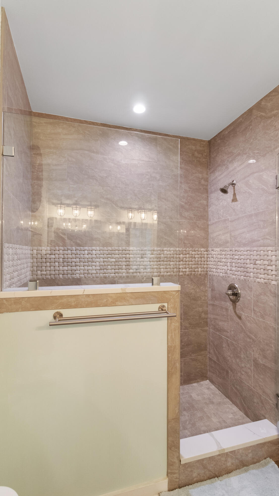 235 Plantation Circle