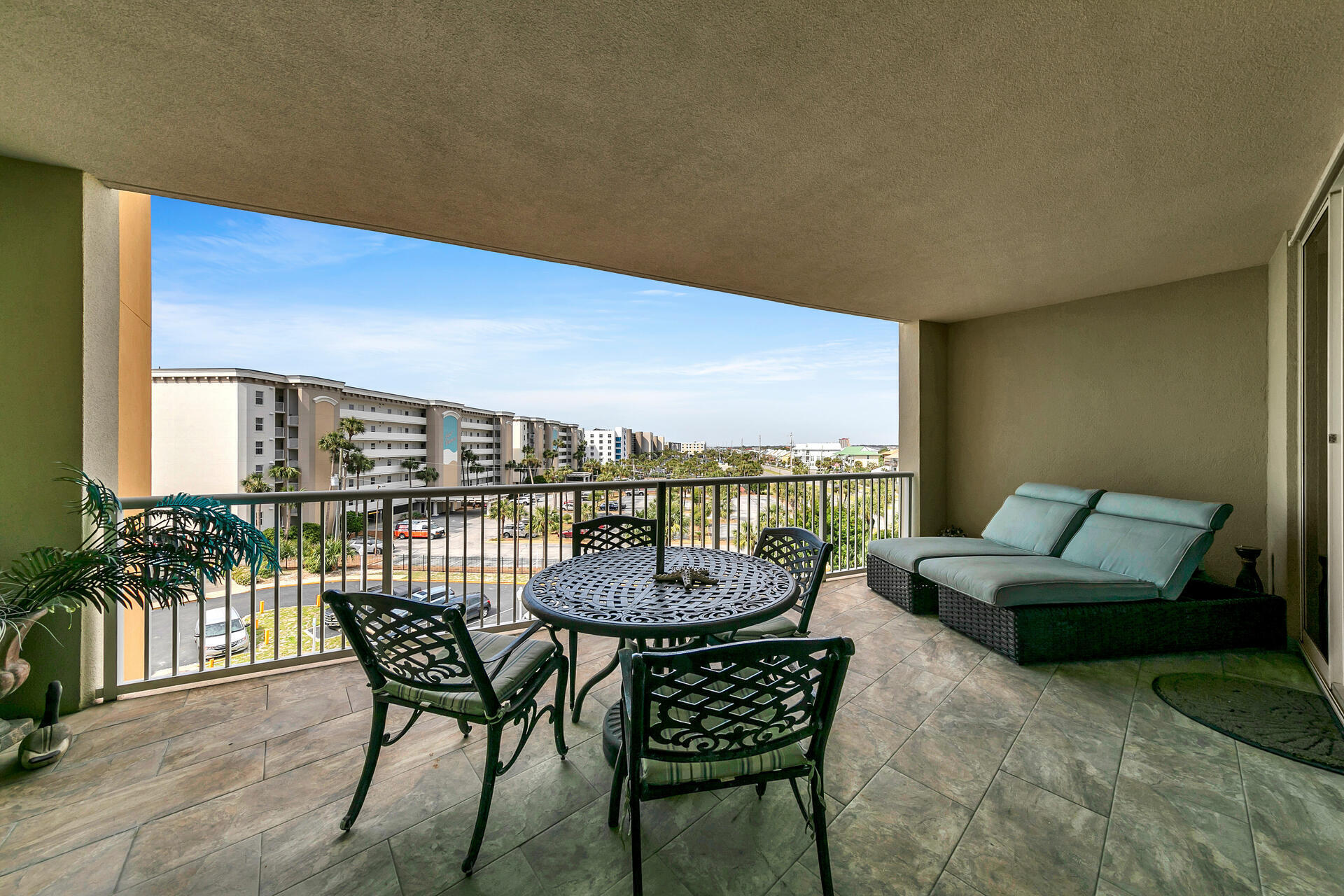 1150 Santa Rosa Boulevard, UNIT 423