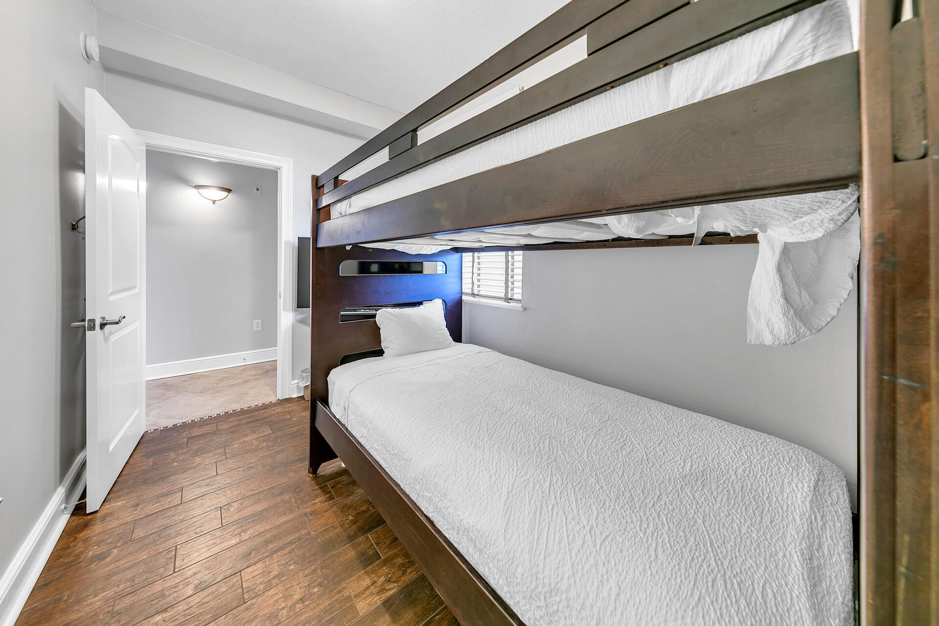 1150 Santa Rosa Boulevard, UNIT 423