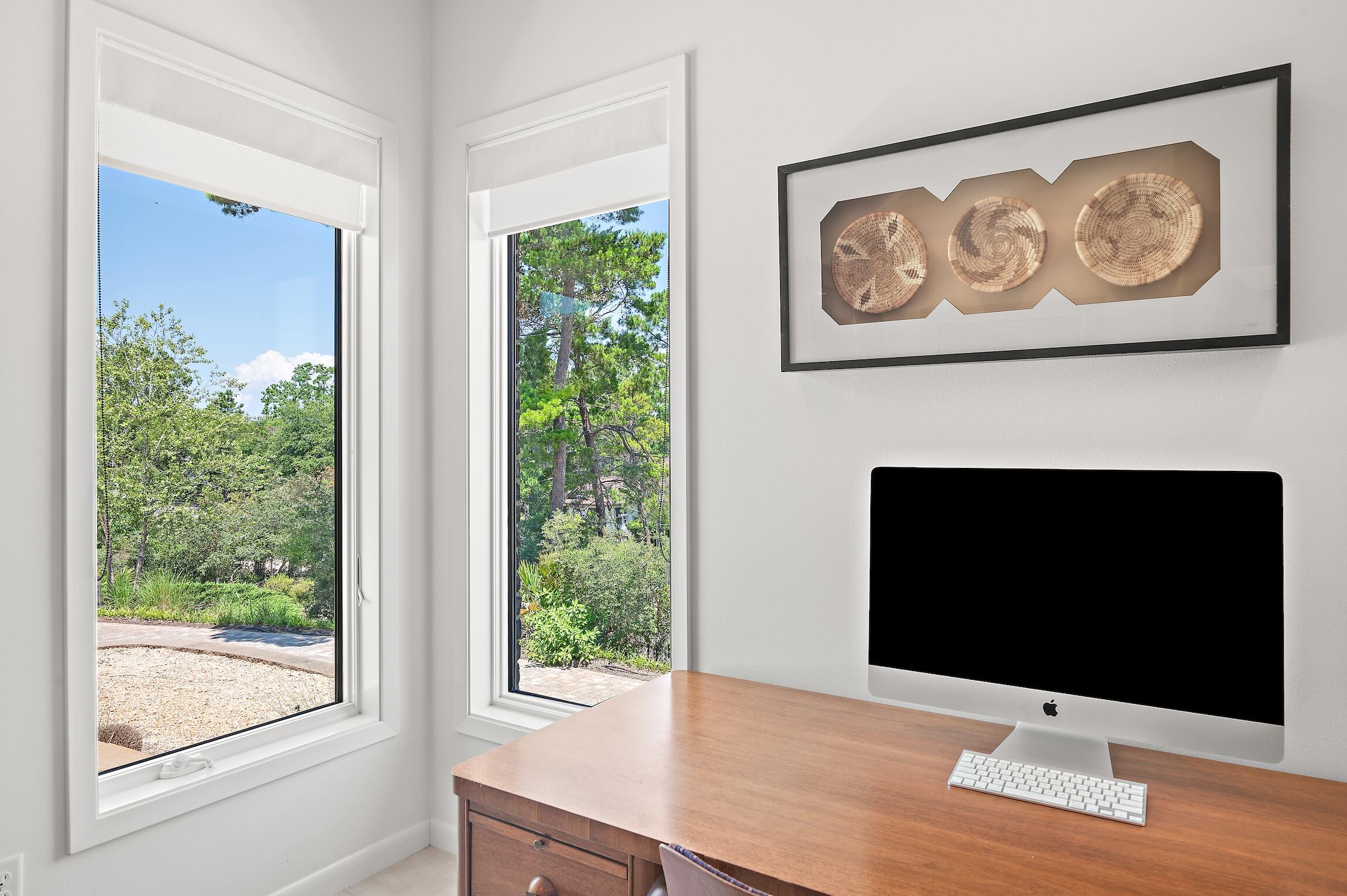 88 S Anchors Lake Drive