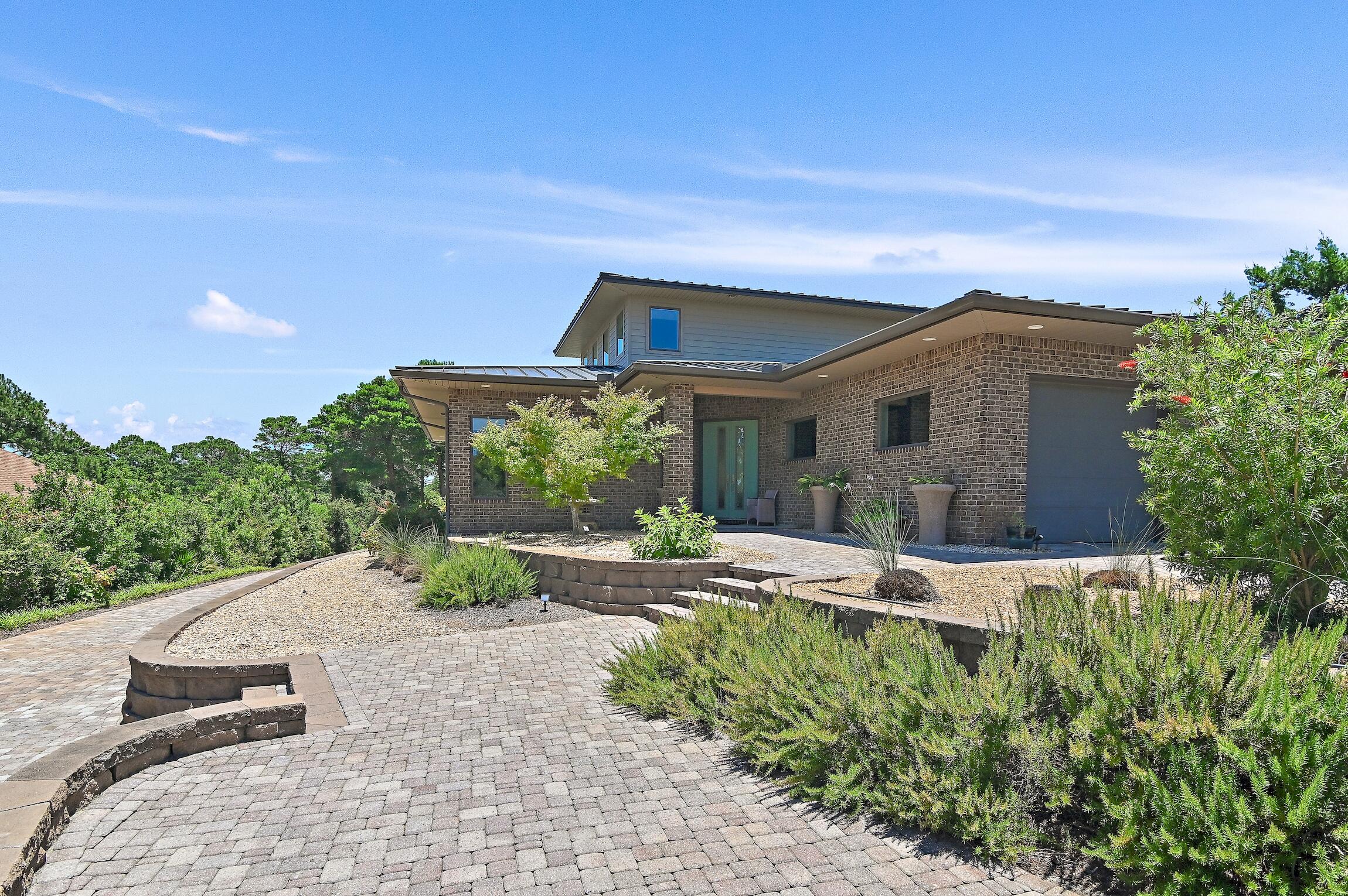 88 S Anchors Lake Drive