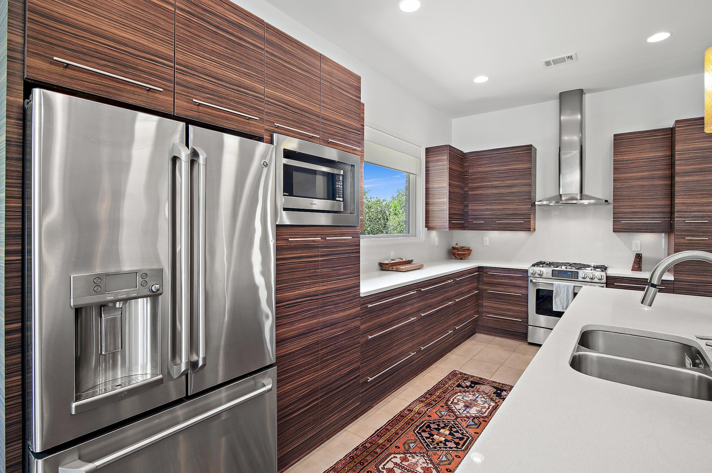 88 S Anchors Lake Drive