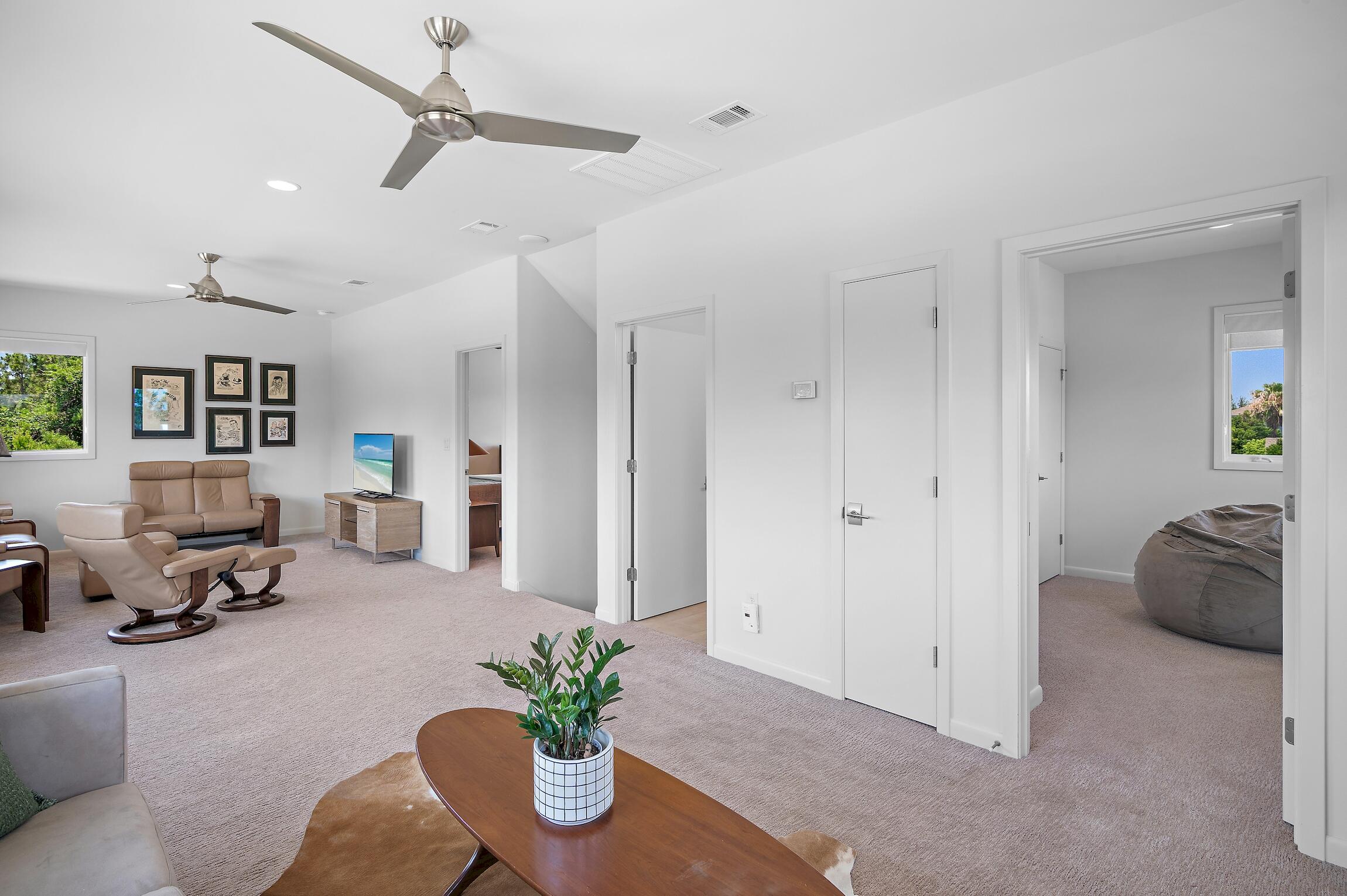 88 S Anchors Lake Drive